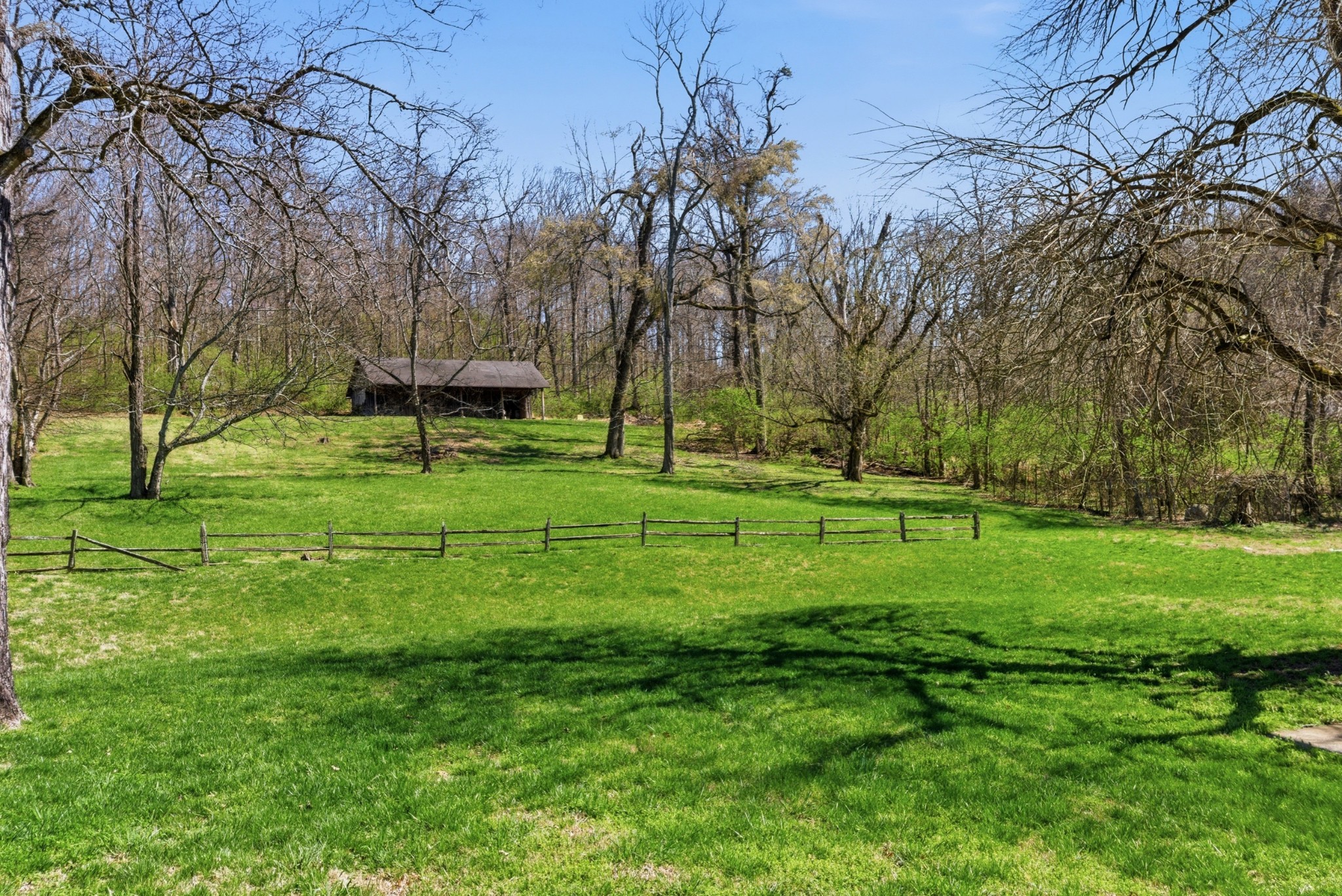 606 Natchez Bend Road