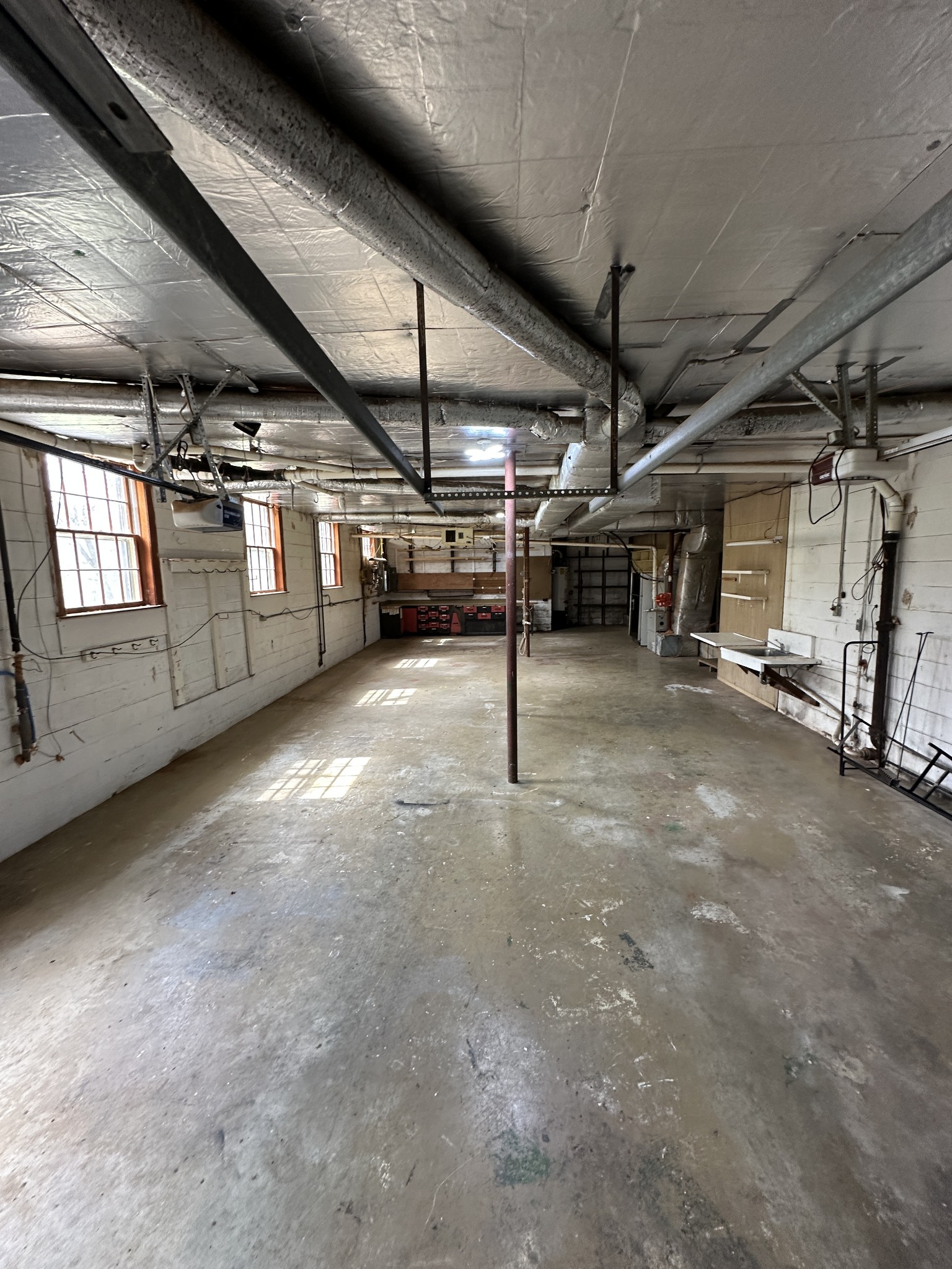 606 Natchez Bend Road