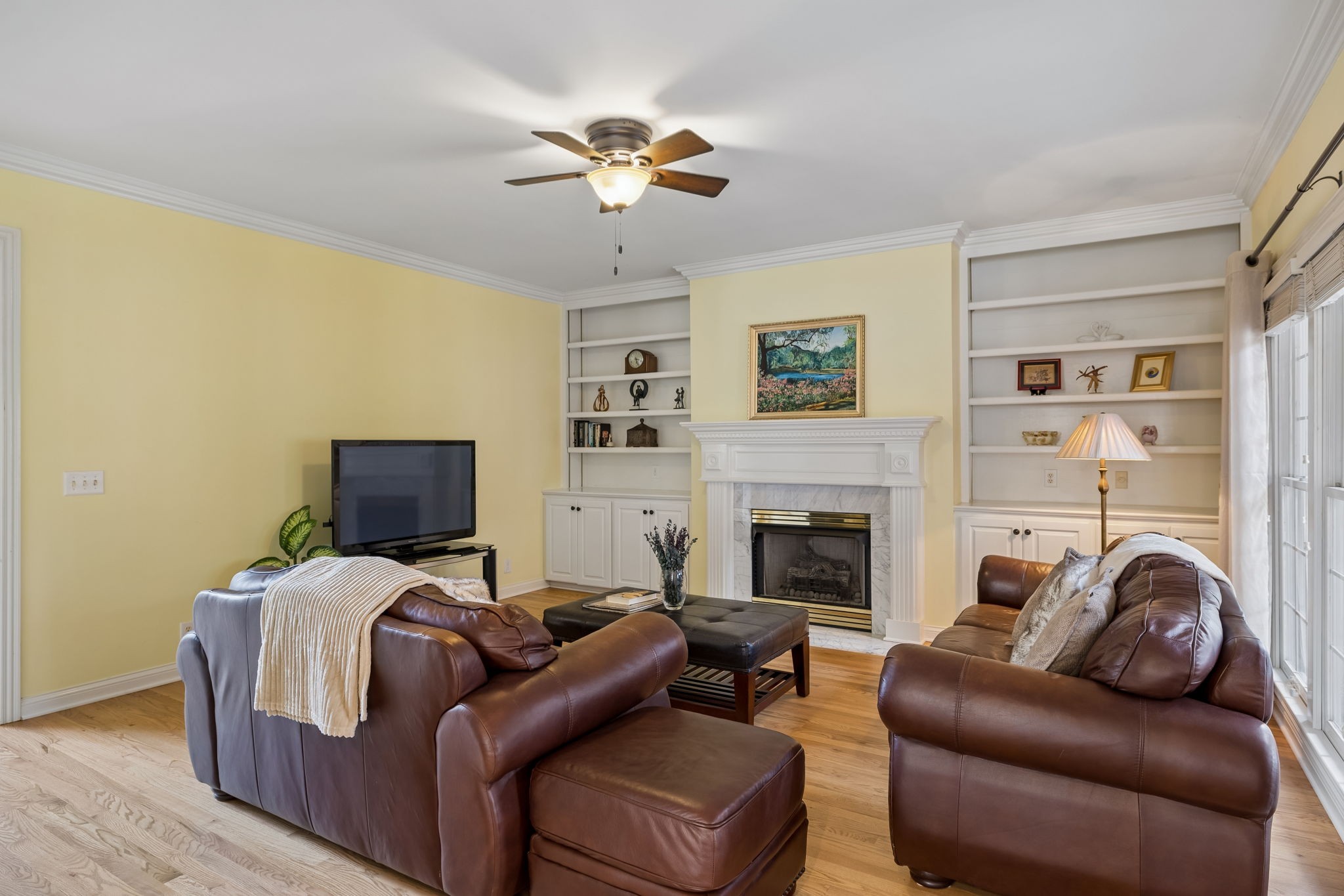 1659 Preston Pl