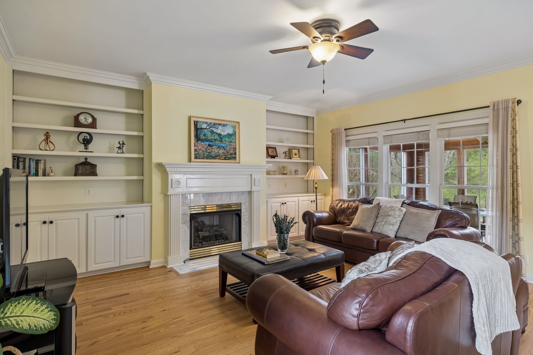 1659 Preston Pl