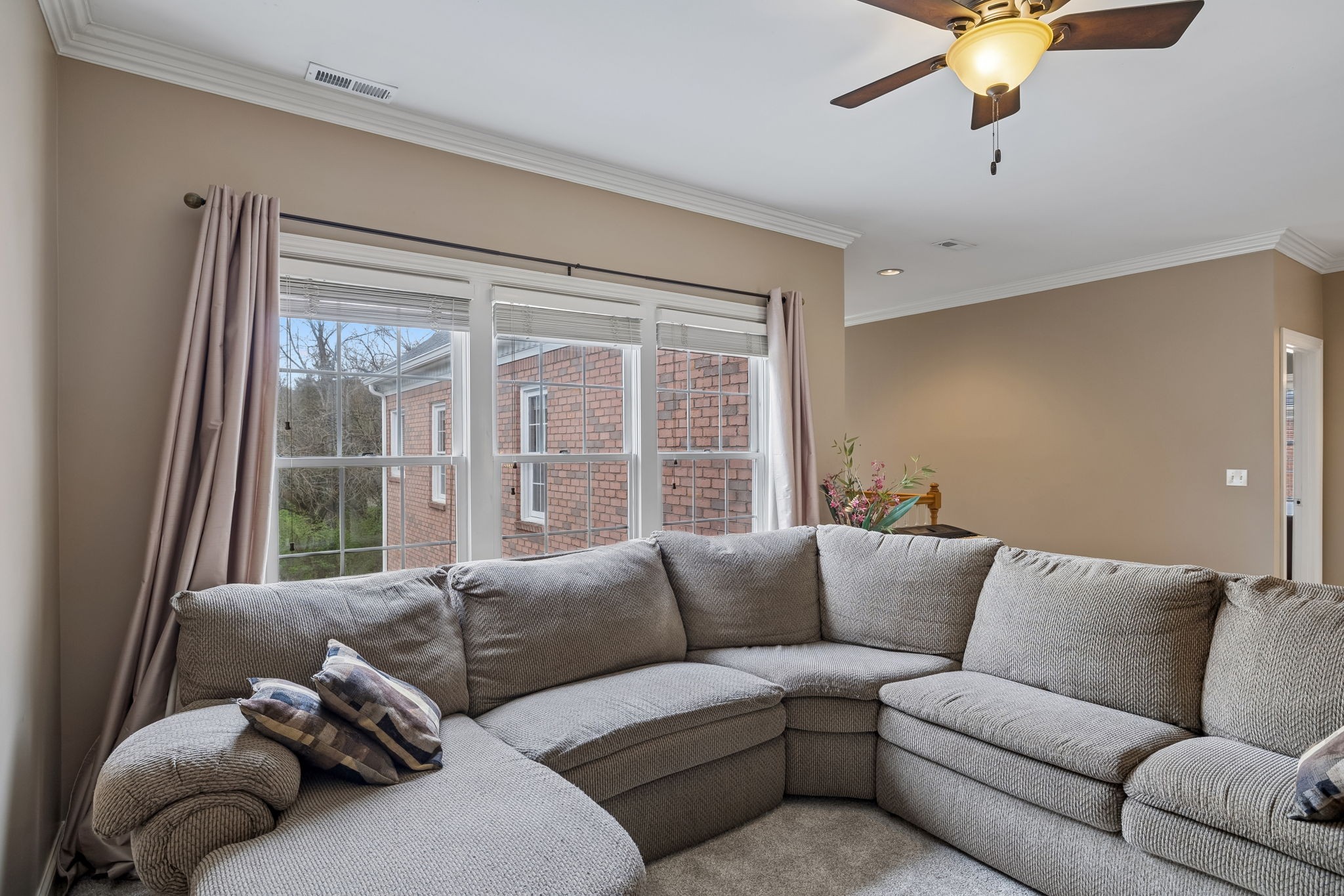 1659 Preston Pl