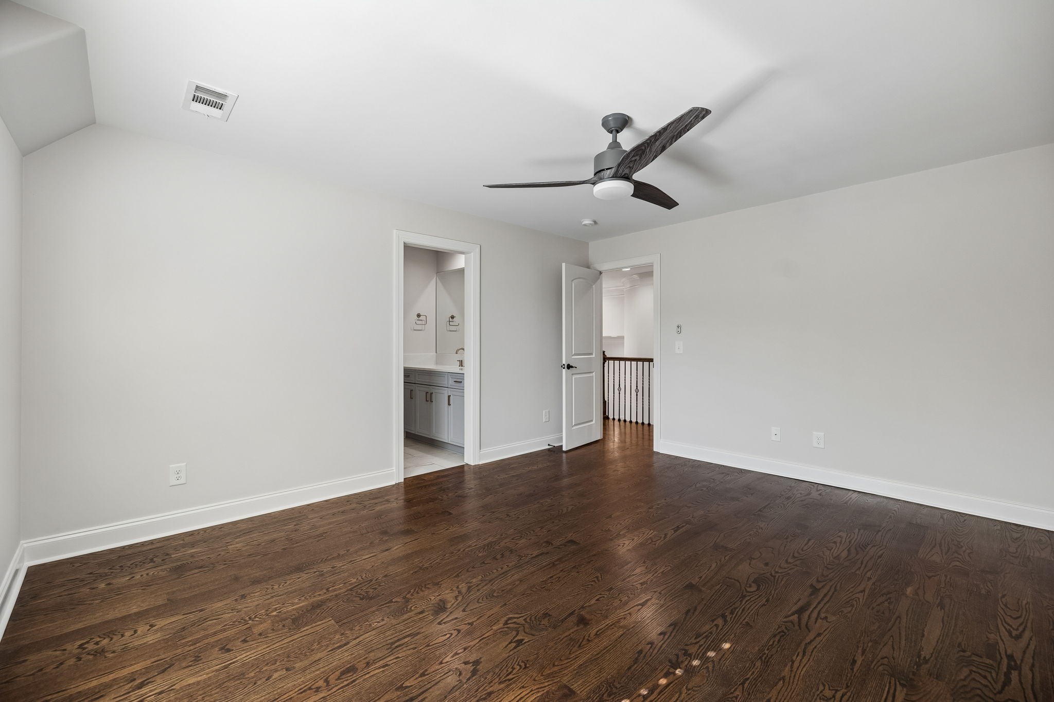 7201 Prairie Falcon Dr