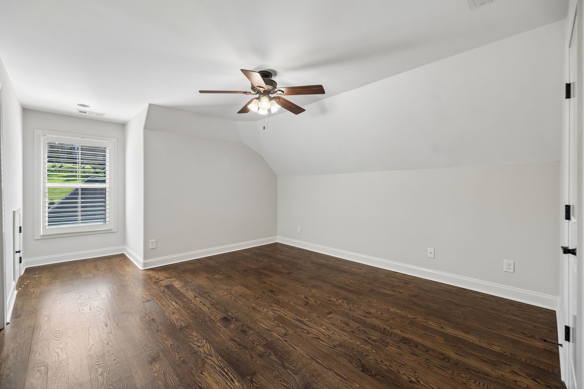 7201 Prairie Falcon Dr