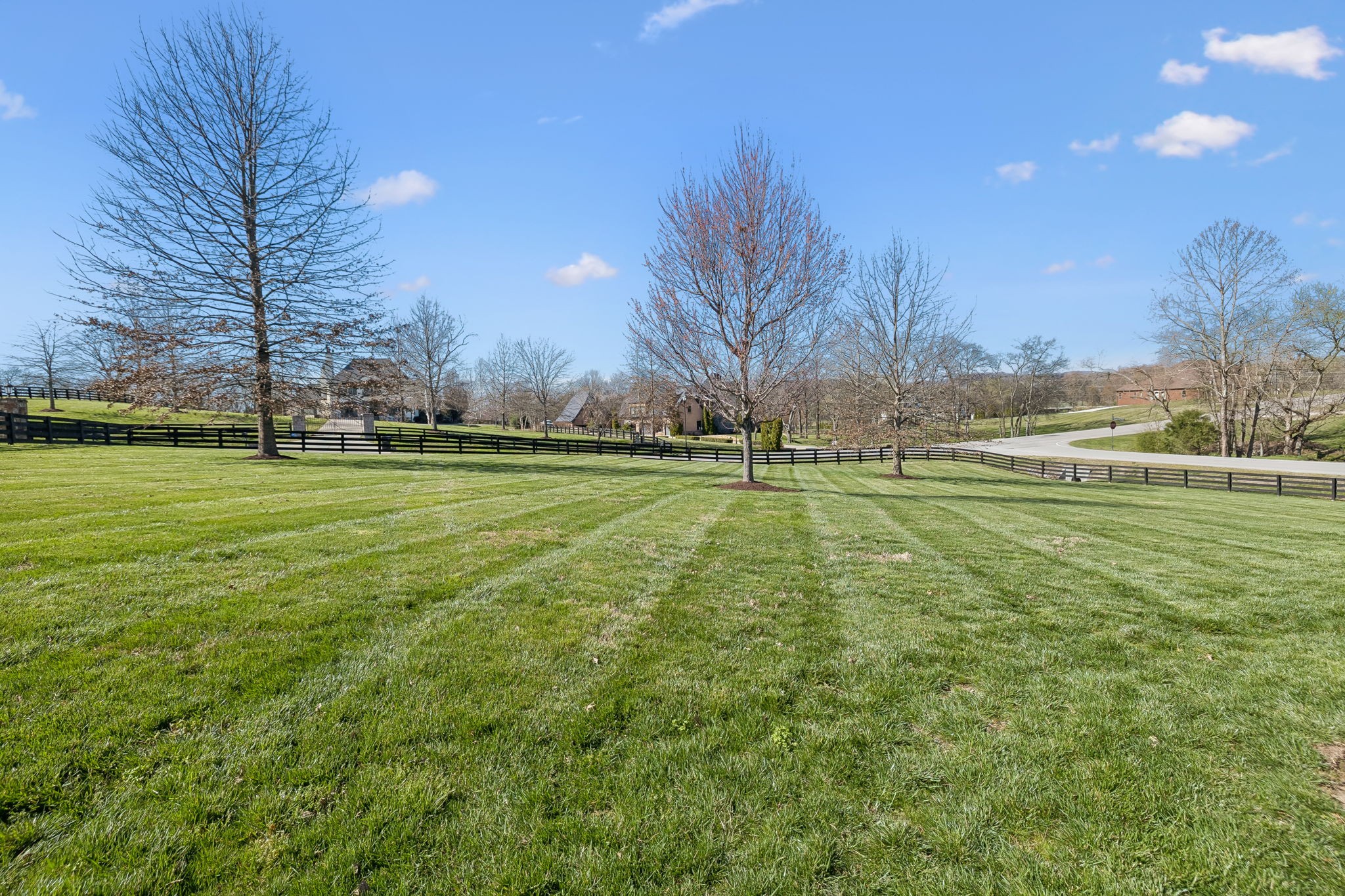 7201 Prairie Falcon Dr