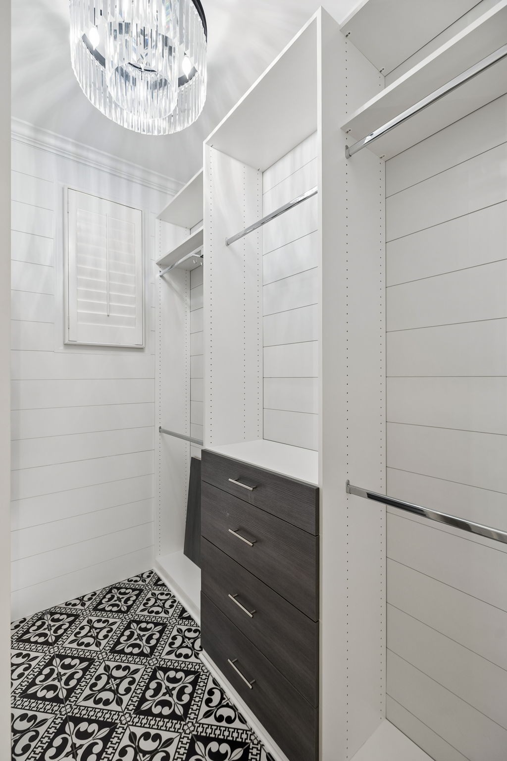 7201 Prairie Falcon Dr