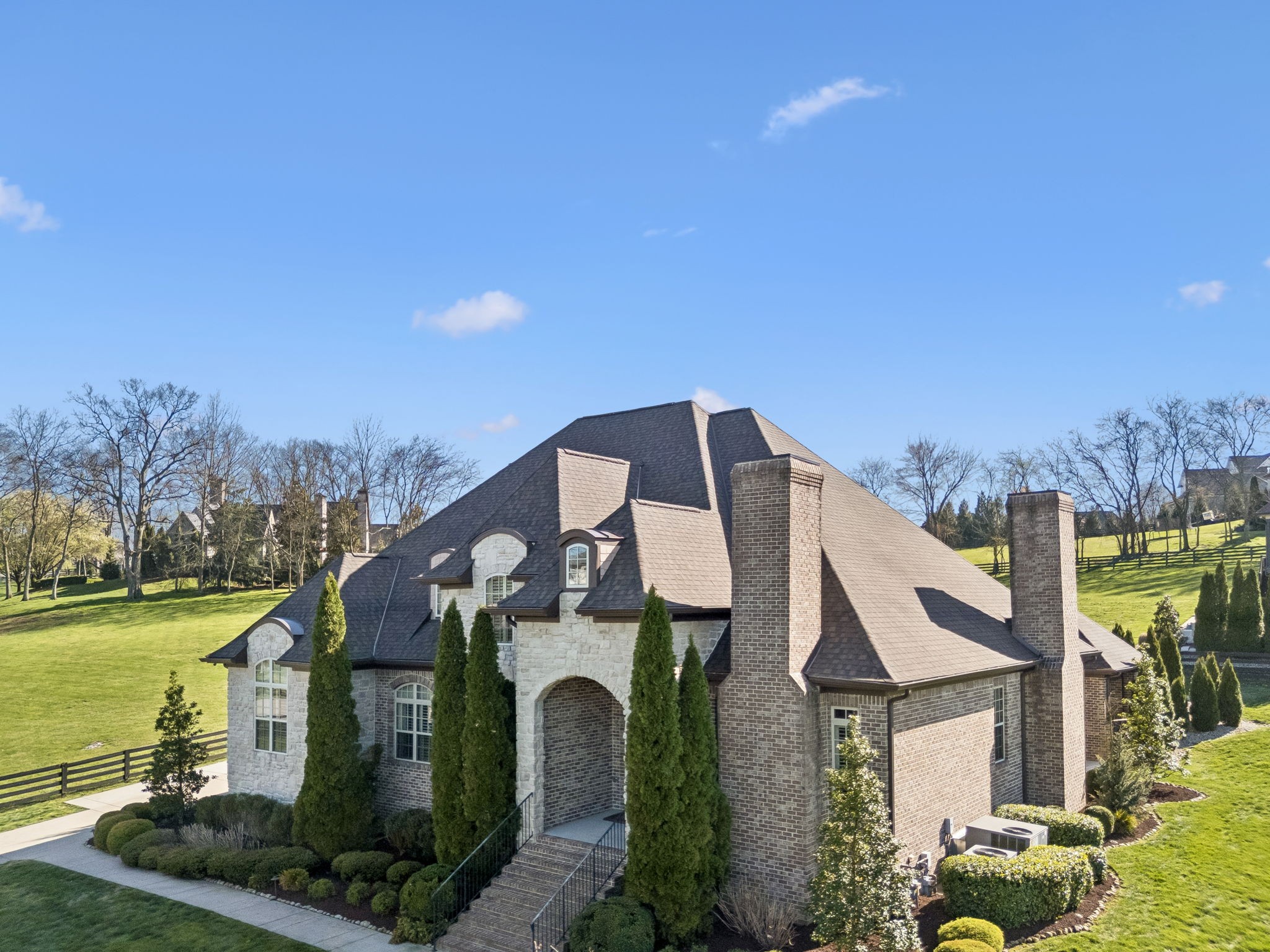 7201 Prairie Falcon Dr