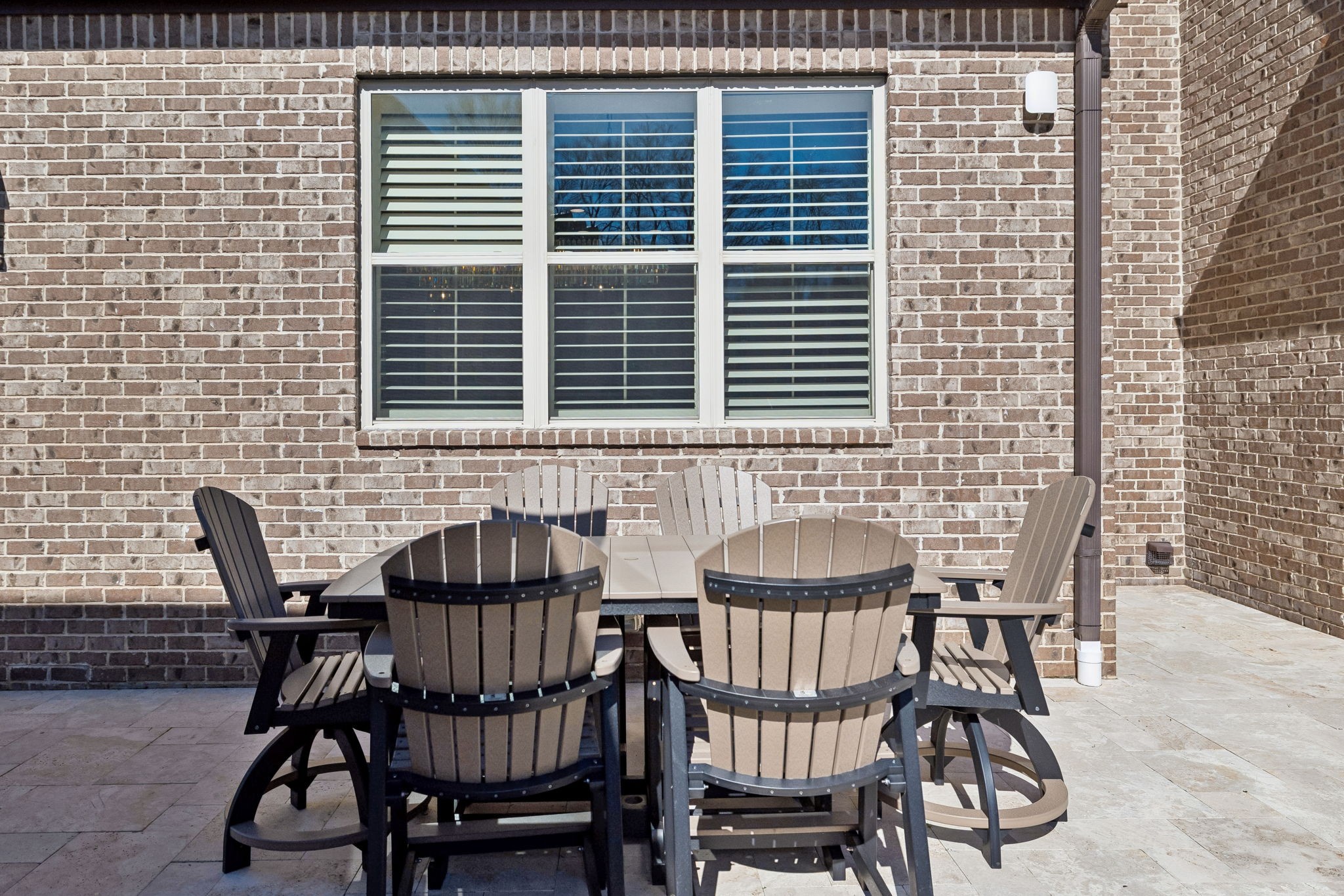 7201 Prairie Falcon Dr