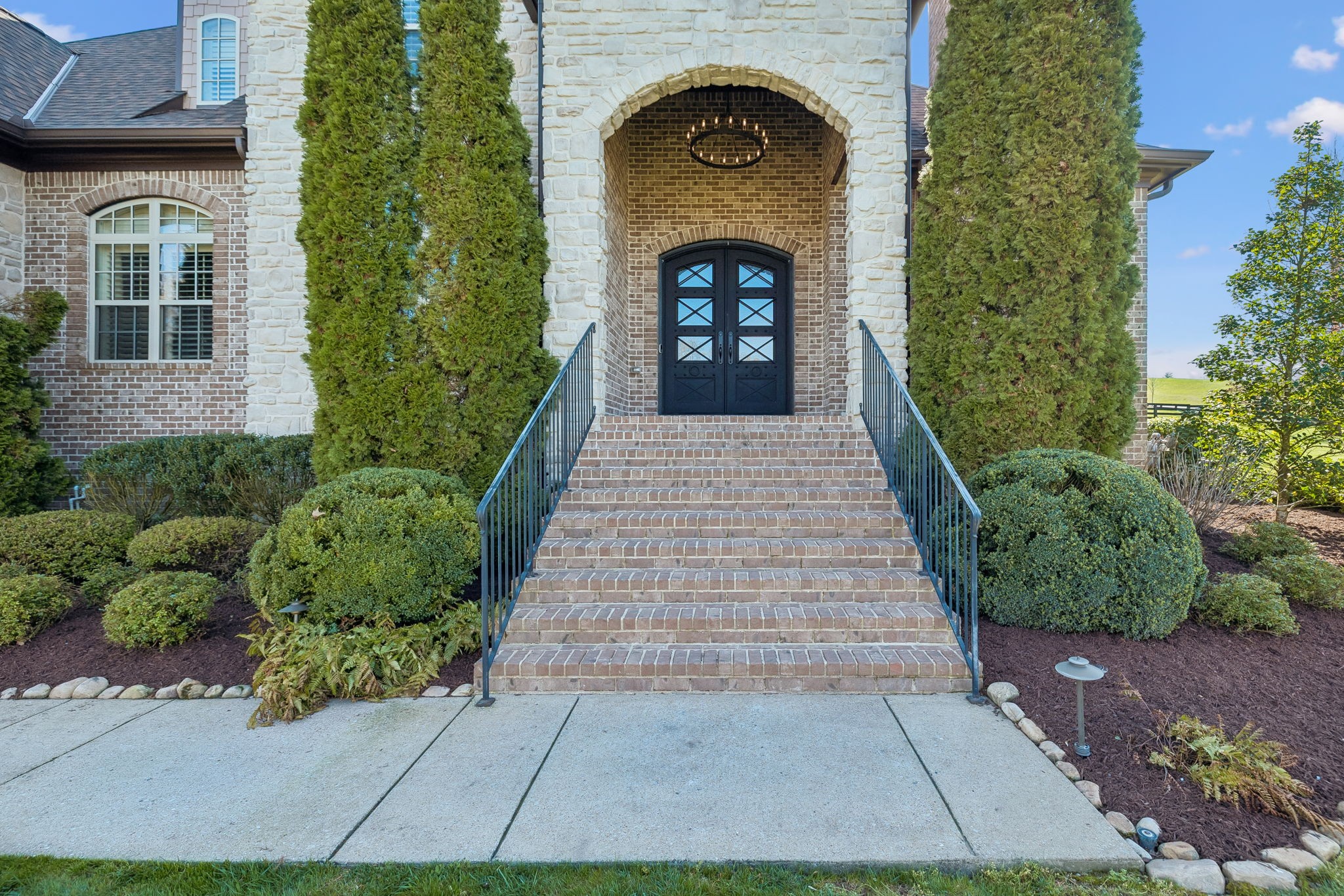 7201 Prairie Falcon Dr