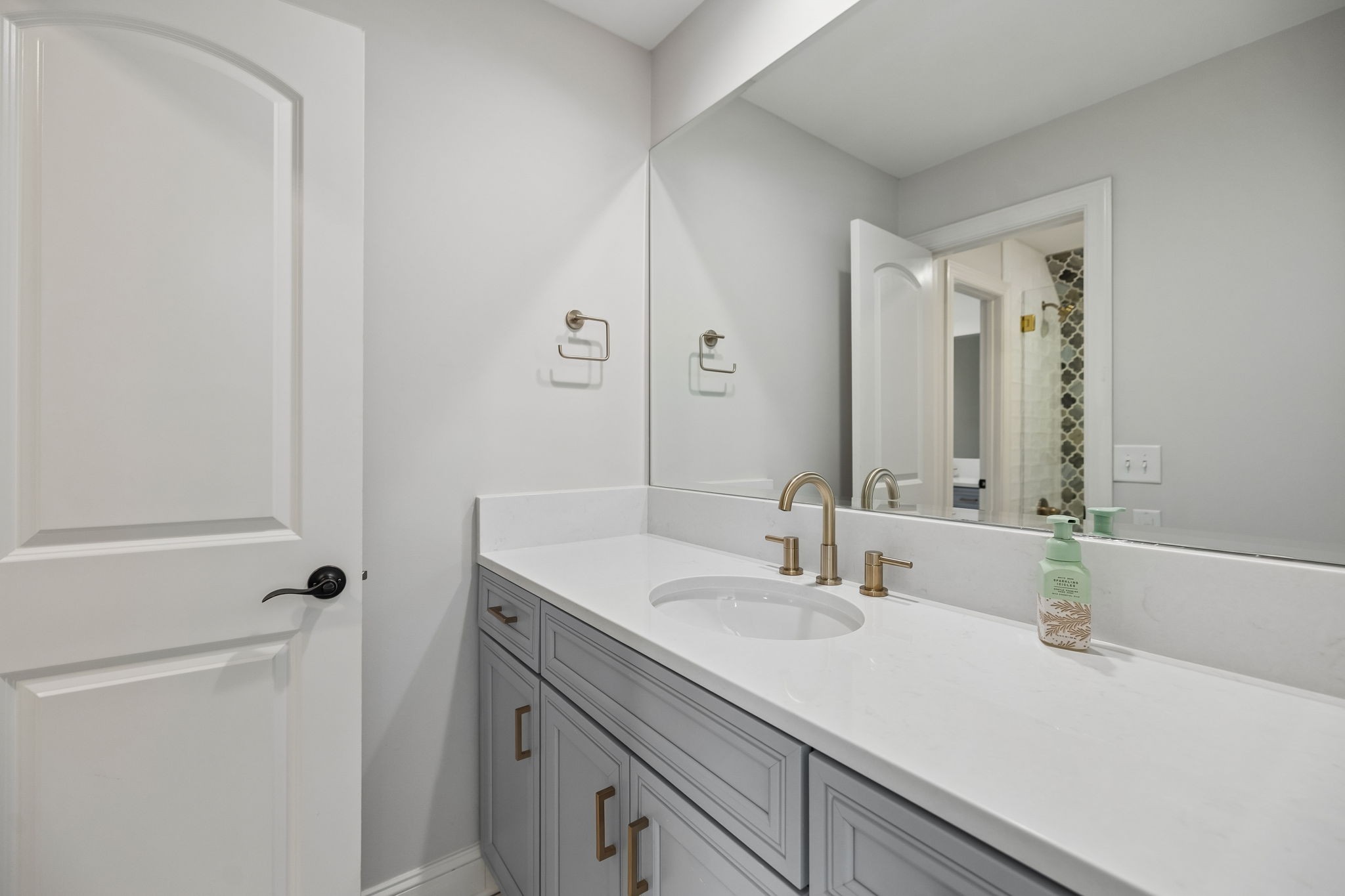 7201 Prairie Falcon Dr