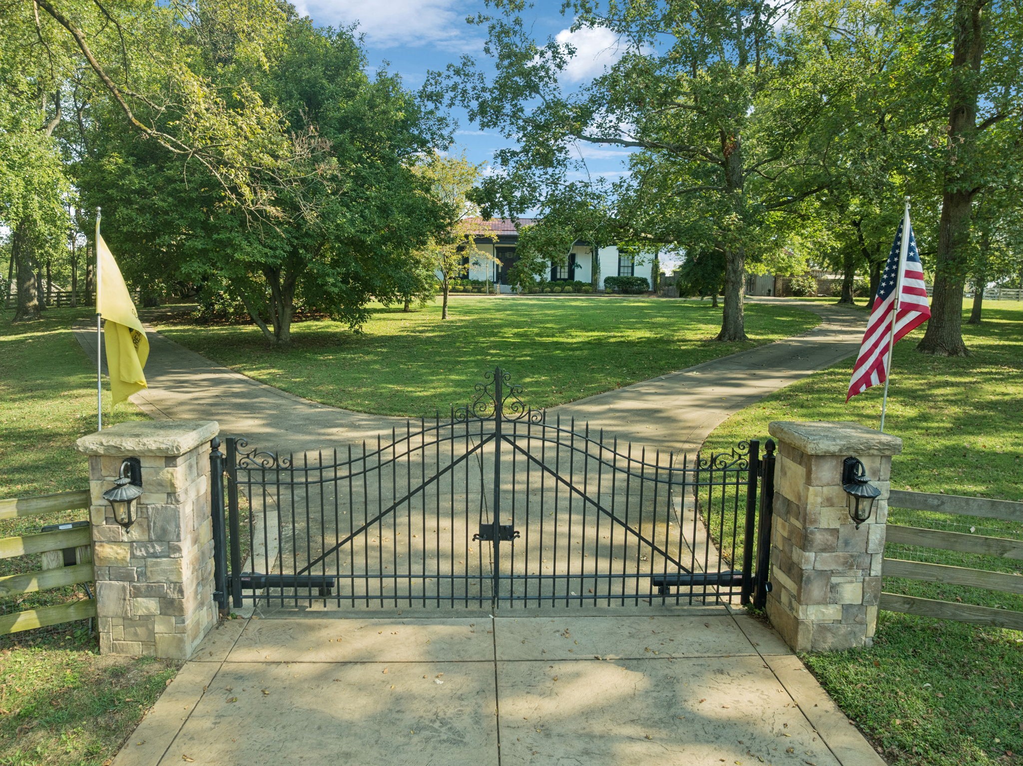 1512 Williamsport Pike