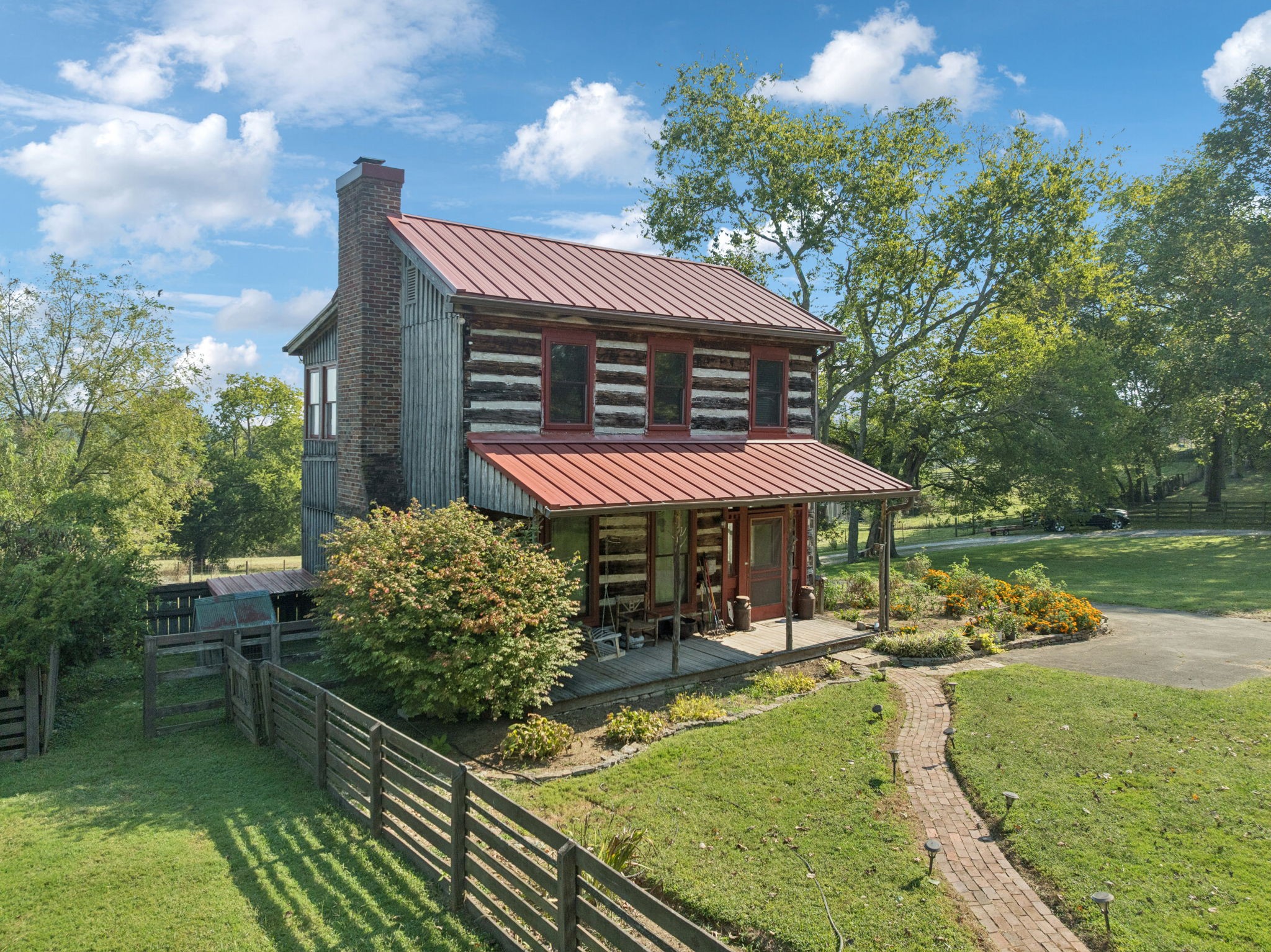 1512 Williamsport Pike