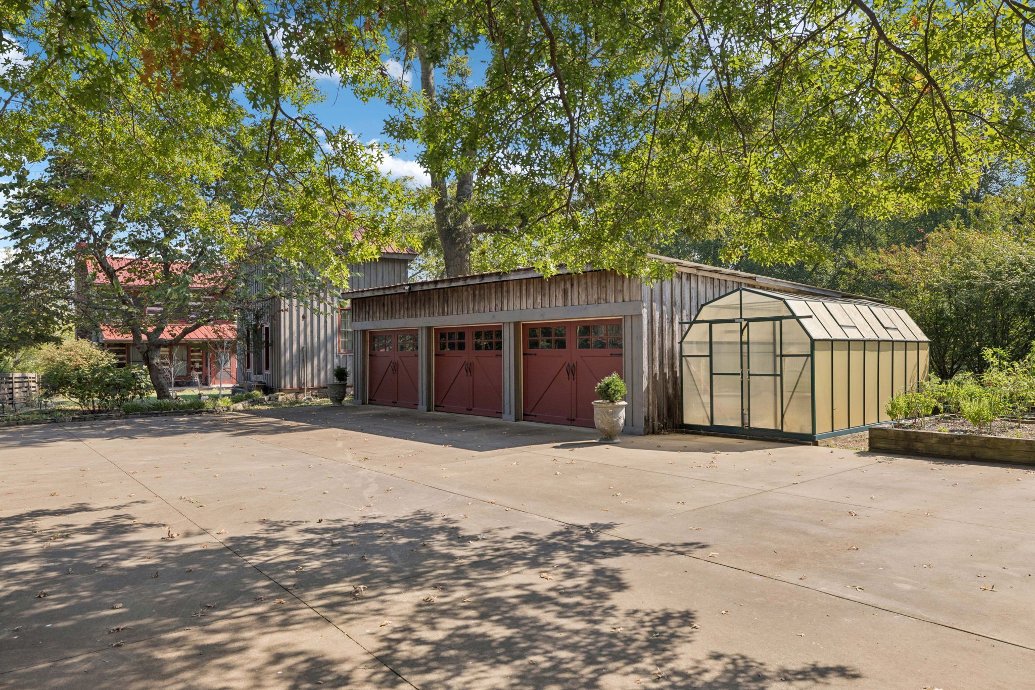 1512 Williamsport Pike