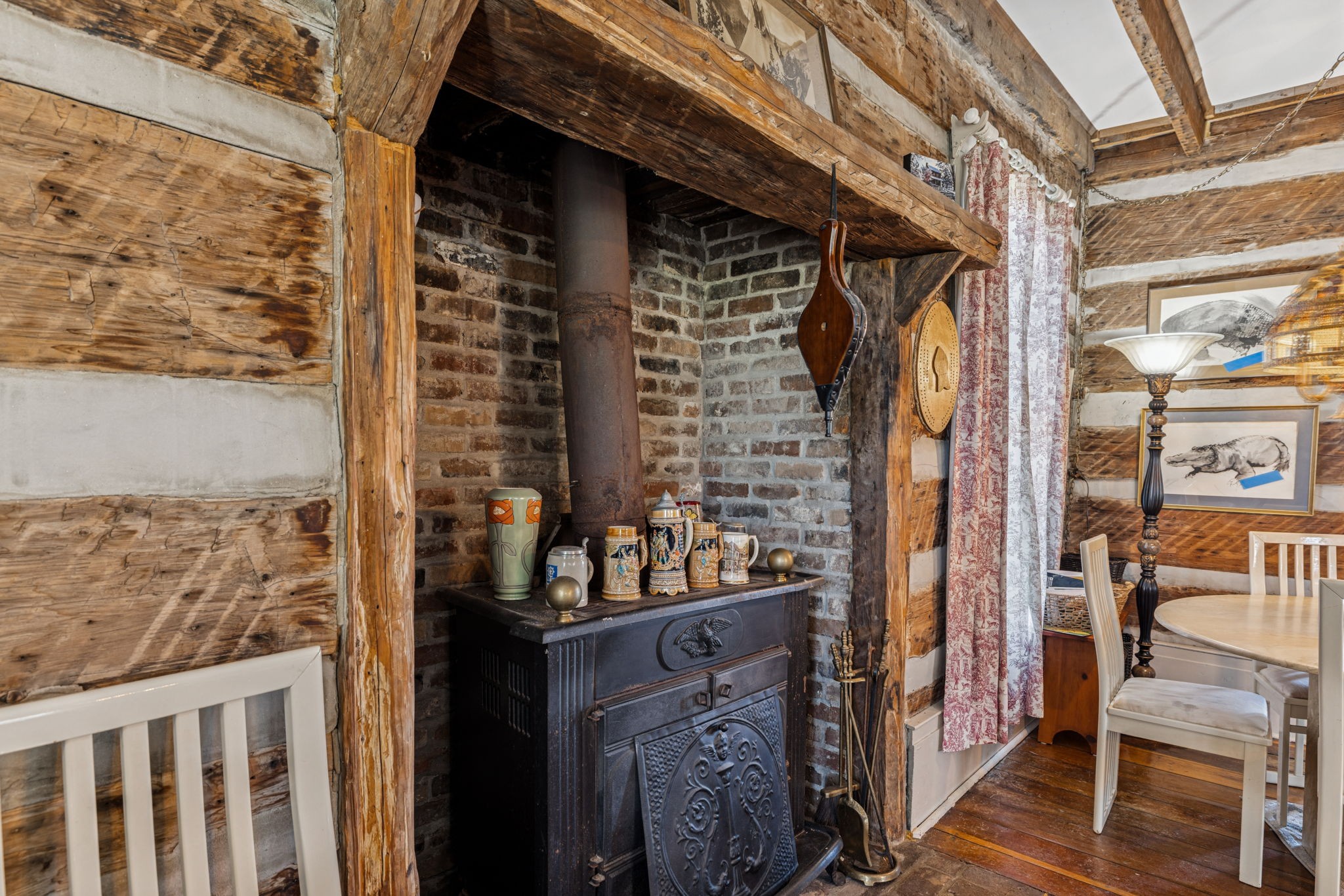 1512 Williamsport Pike