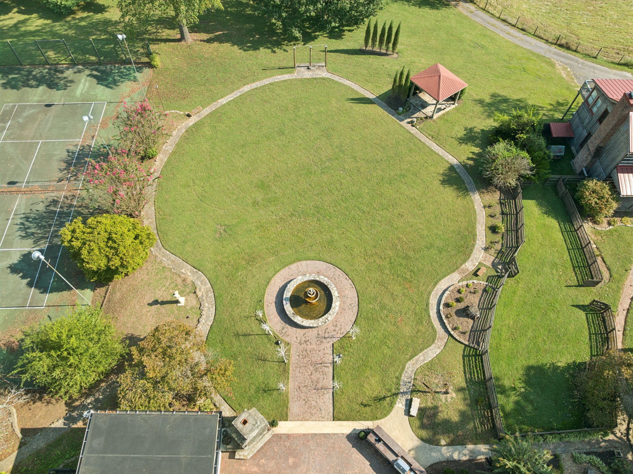 1512 Williamsport Pike