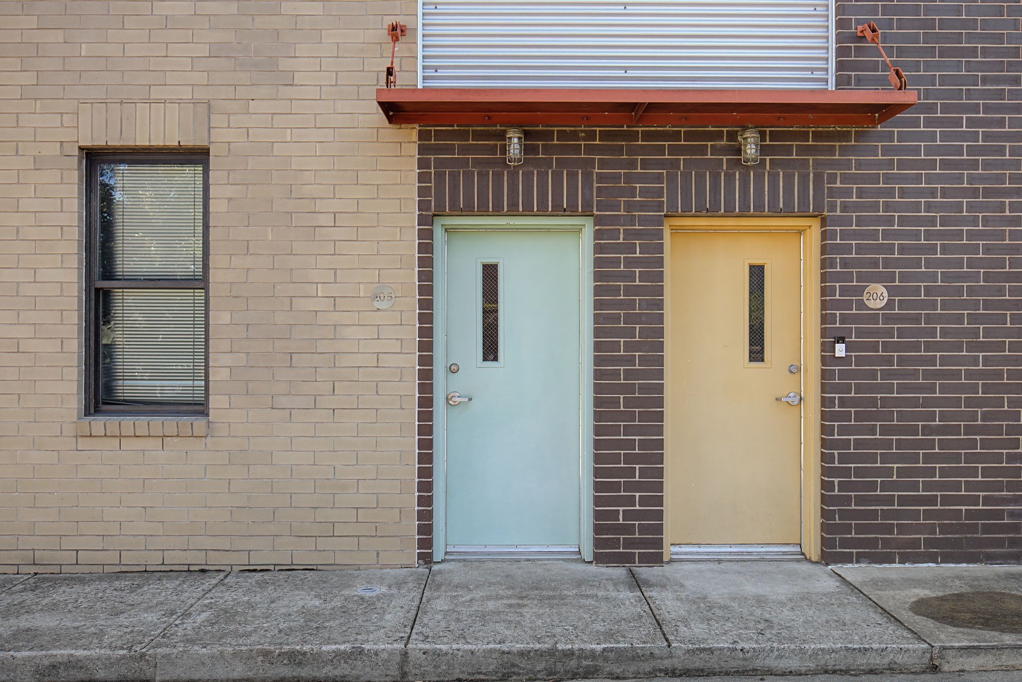 1225 4th Ave, S Unit: 205