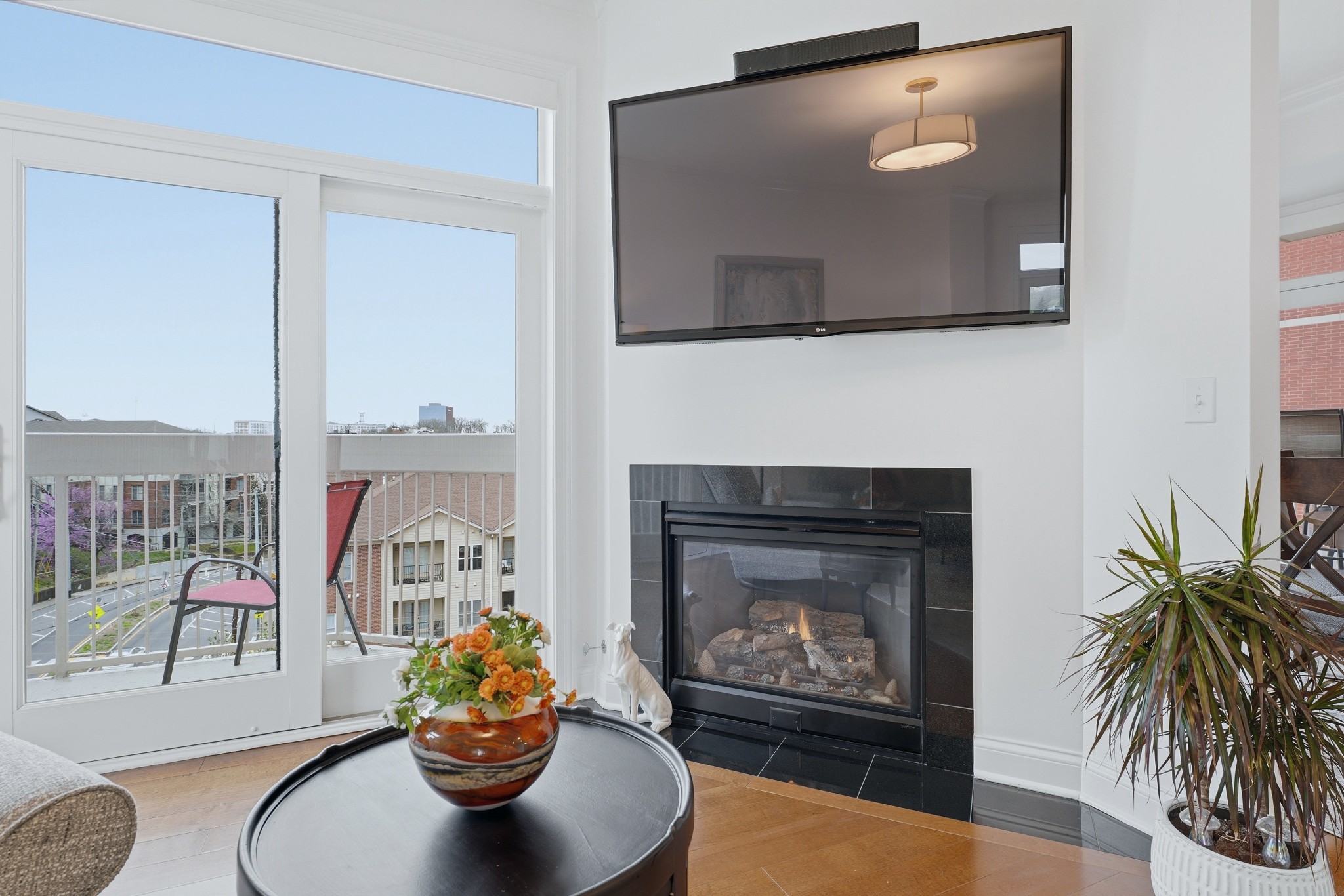 110 31st Ave, N Unit: 607