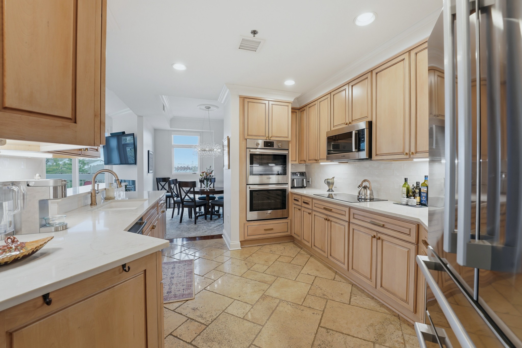 110 31st Ave, N Unit: 607