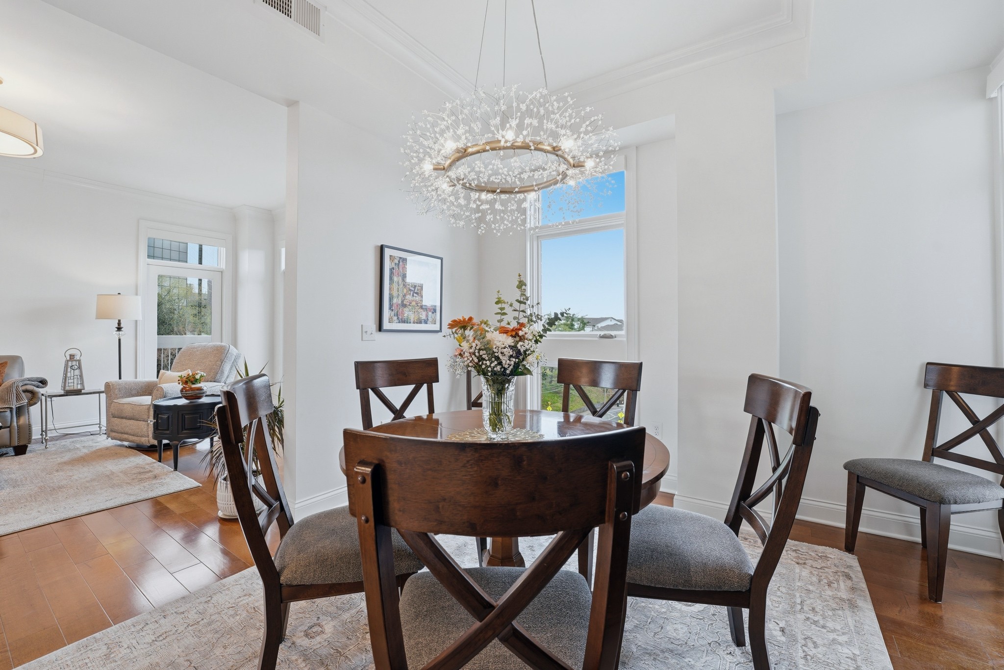 110 31st Ave, N Unit: 607