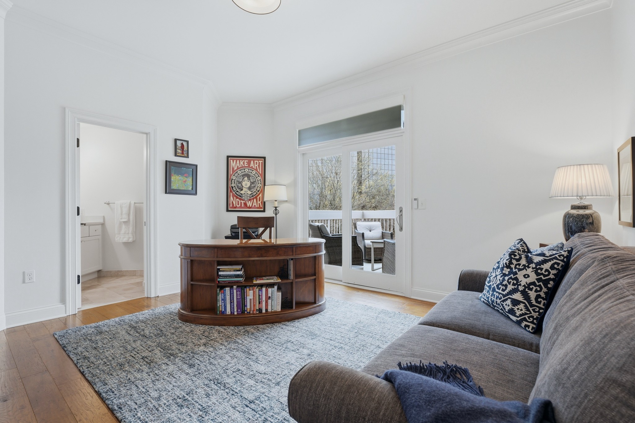 110 31st Ave, N Unit: 607