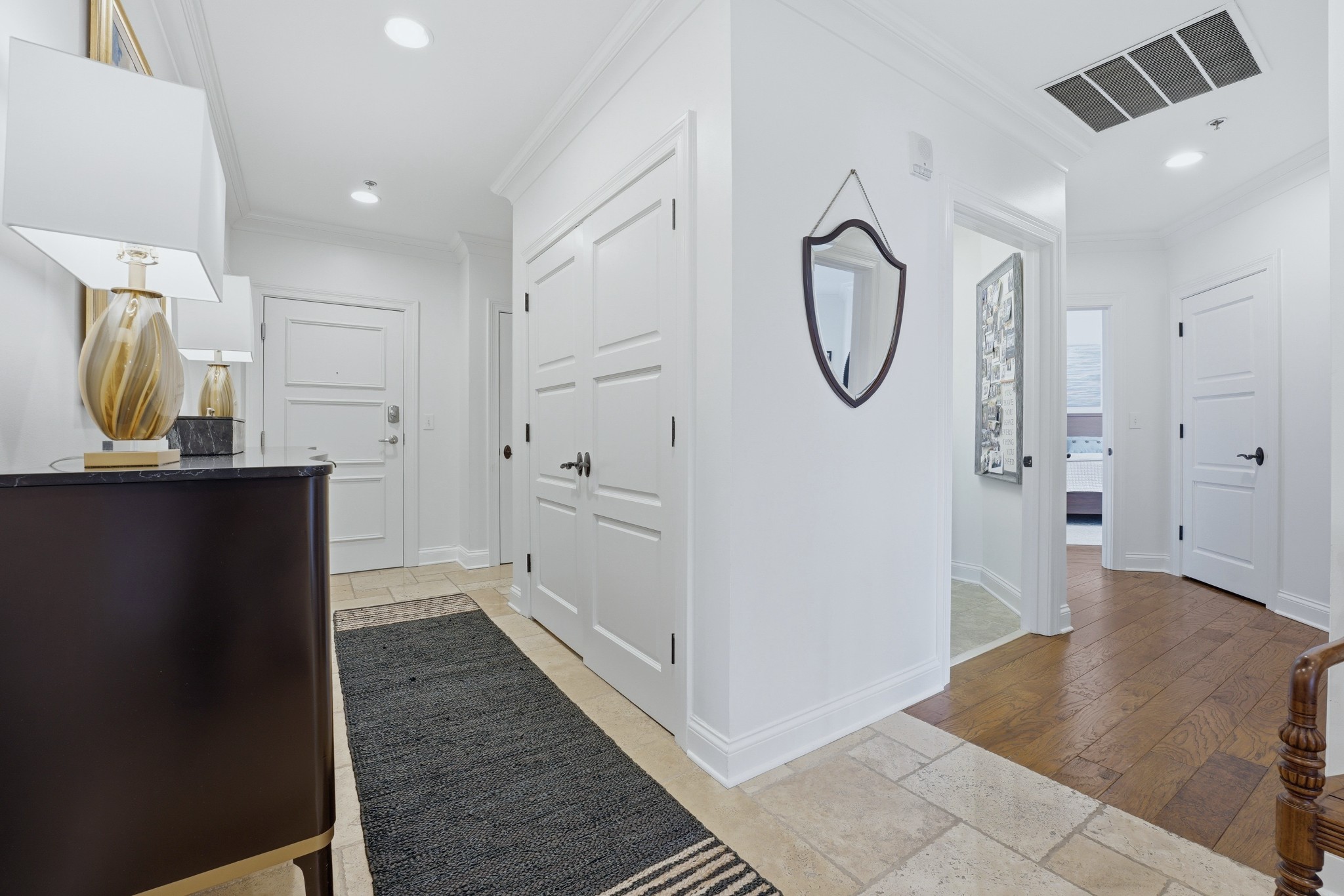 110 31st Ave, N Unit: 607