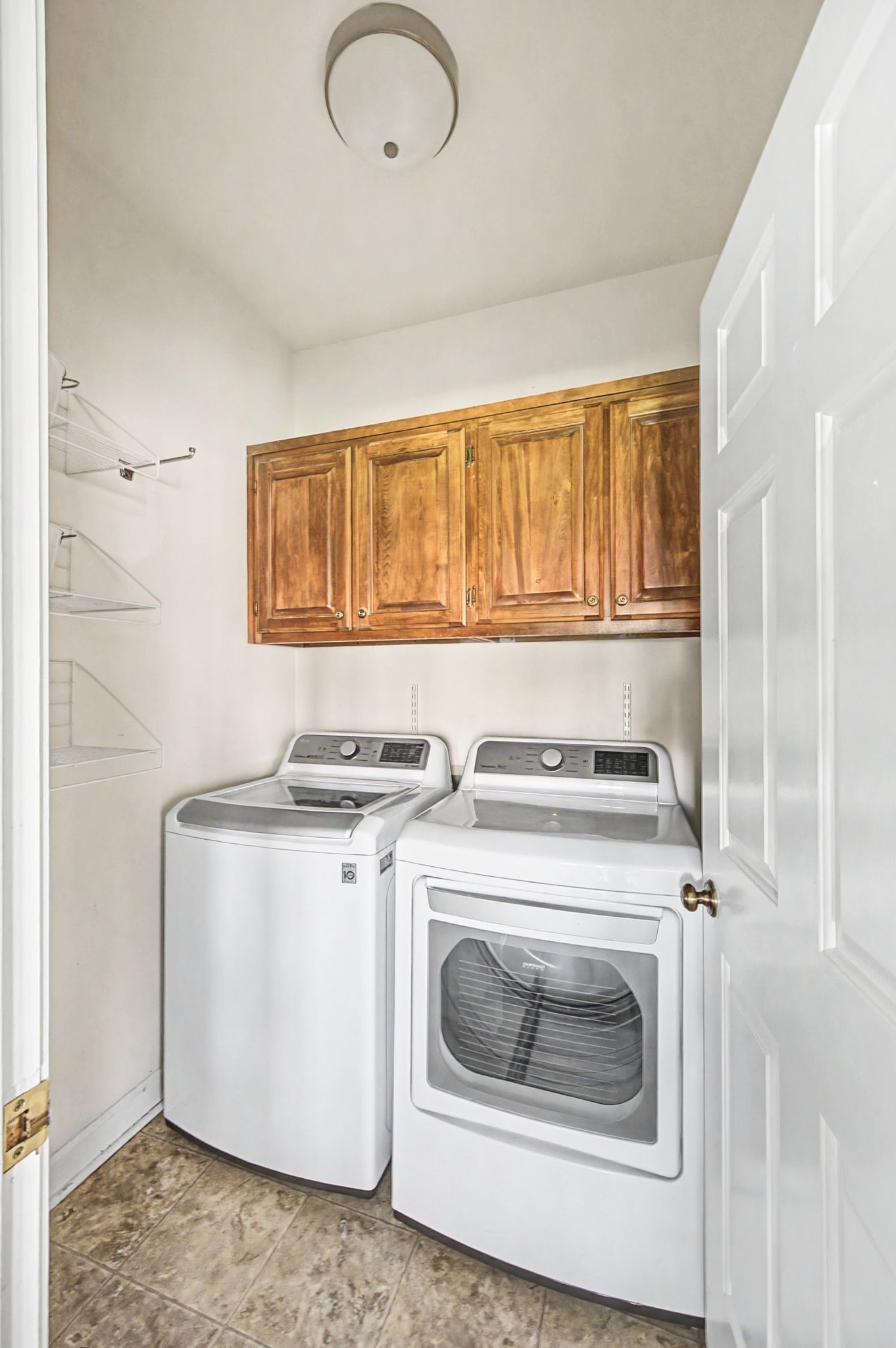 1548 Kinnard Dr