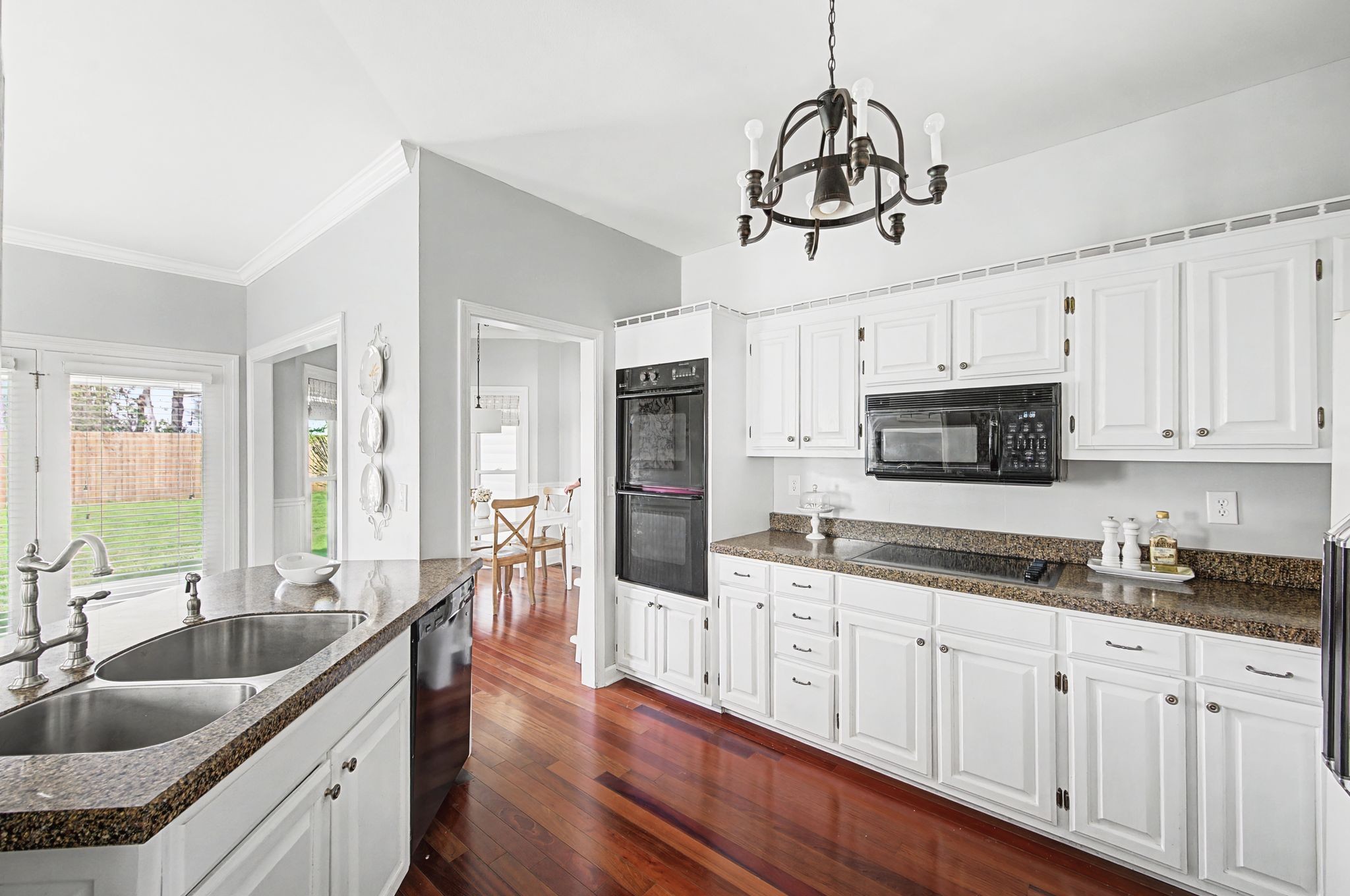 1548 Kinnard Dr