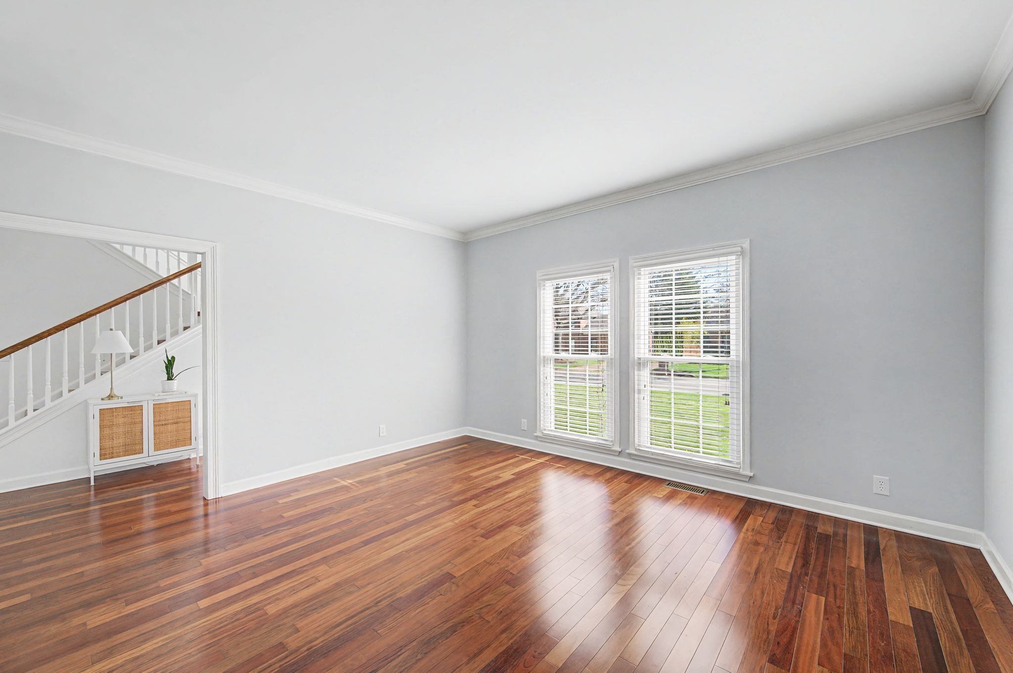 1548 Kinnard Dr