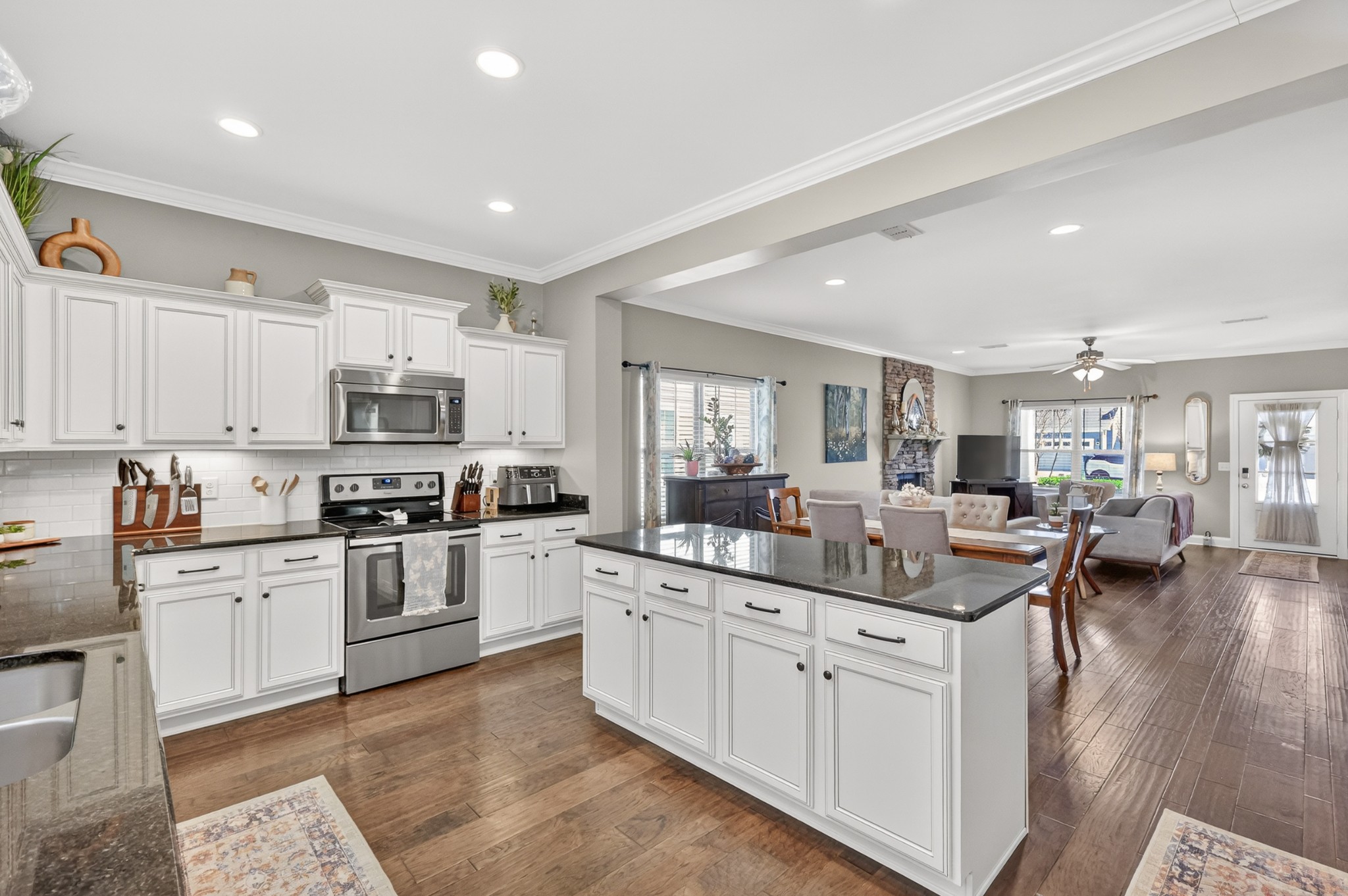 5810 Enclave Dr