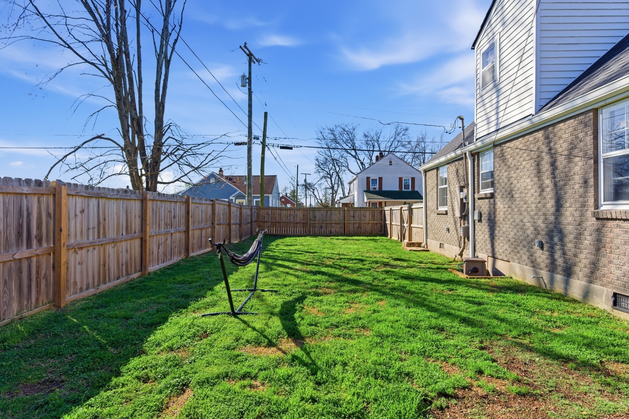 813 Bryan St