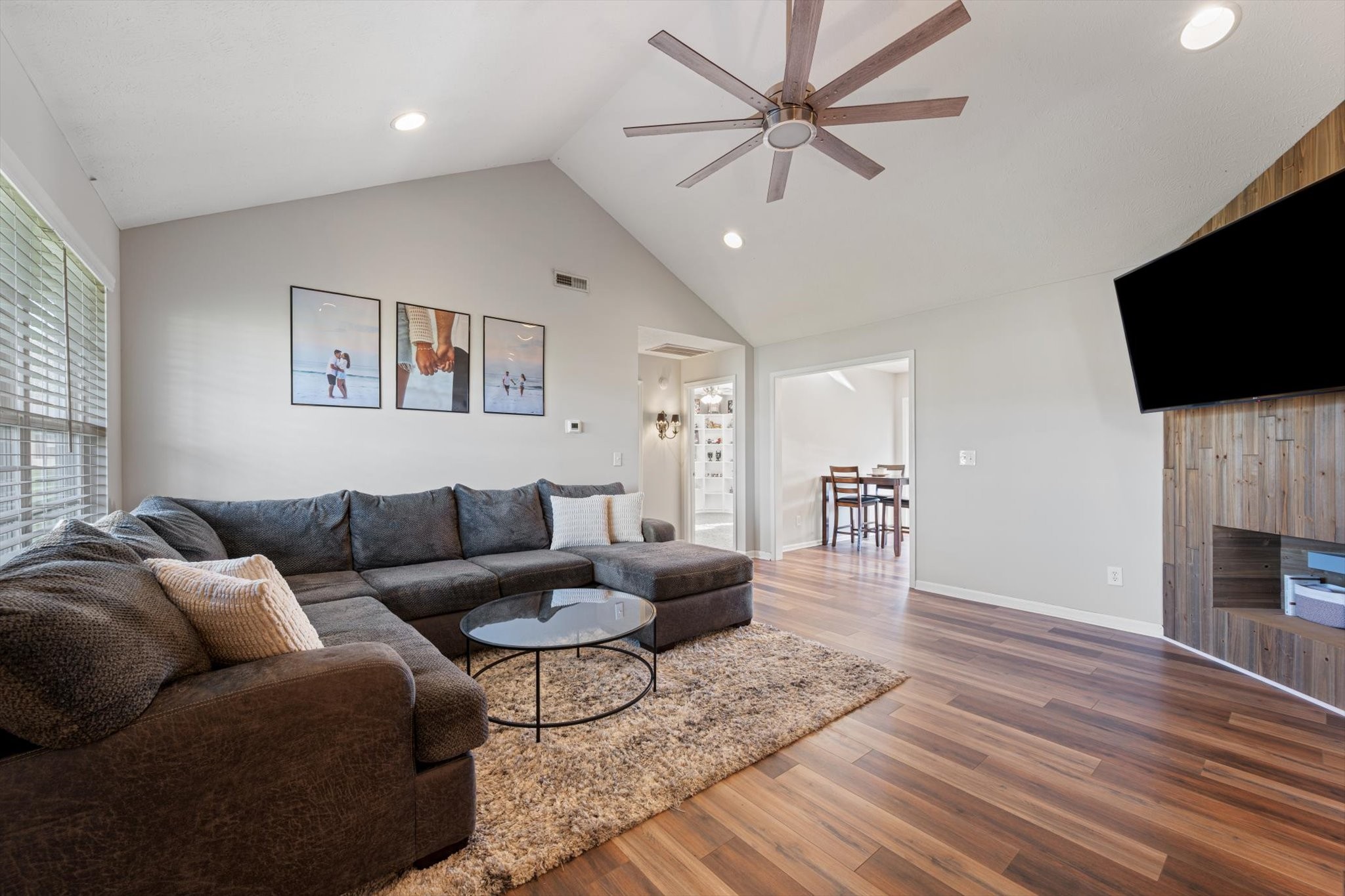 302 Oxmoor Valley Court