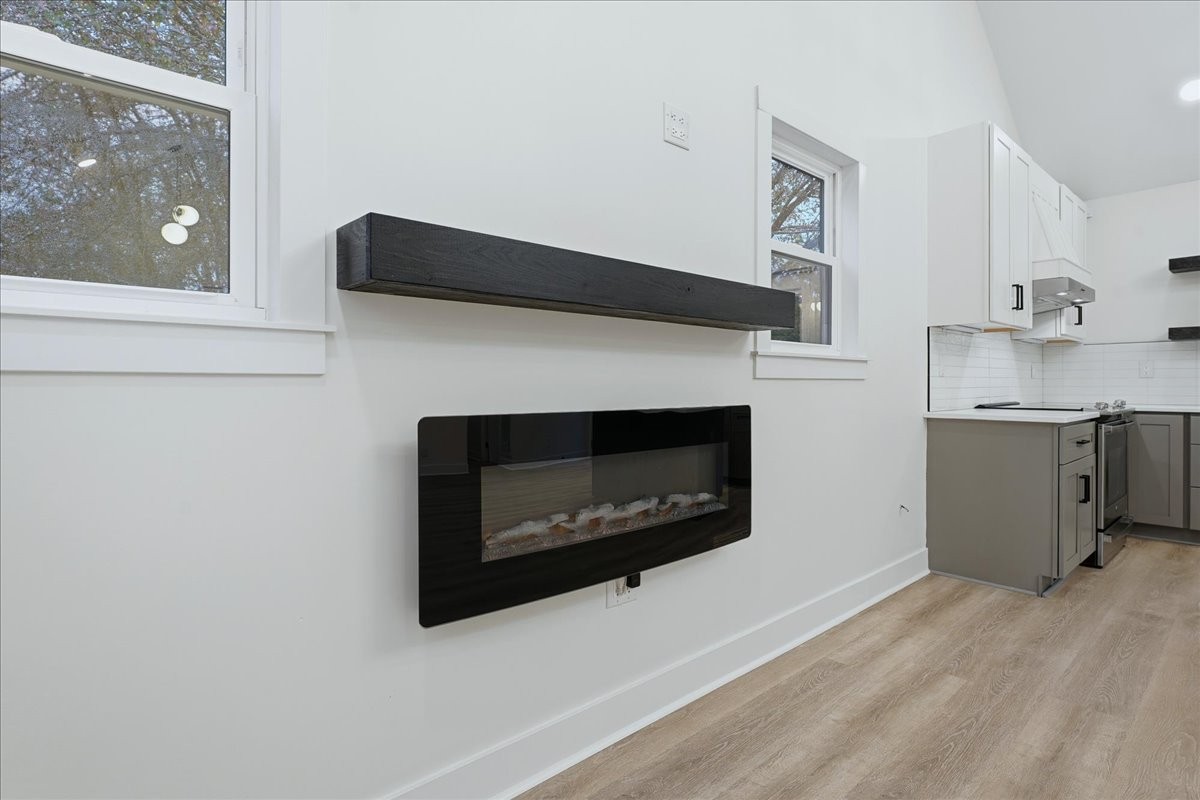 2800 W Kirkwood Ave