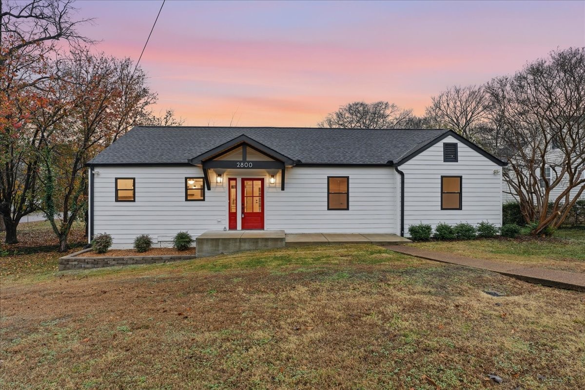 2800 W Kirkwood Ave