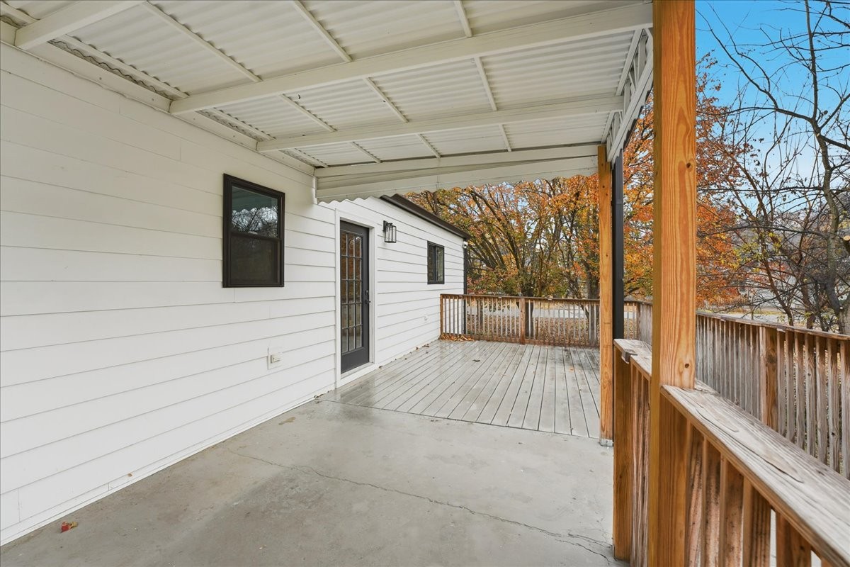 2800 W Kirkwood Ave