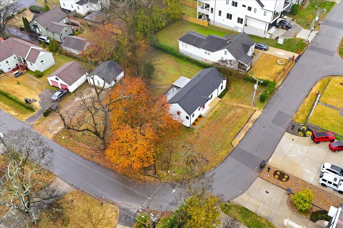 2800 W Kirkwood Ave