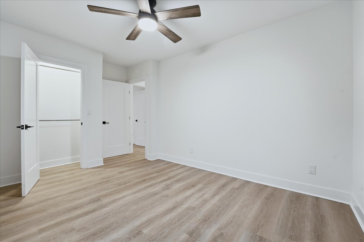 2800 W Kirkwood Ave