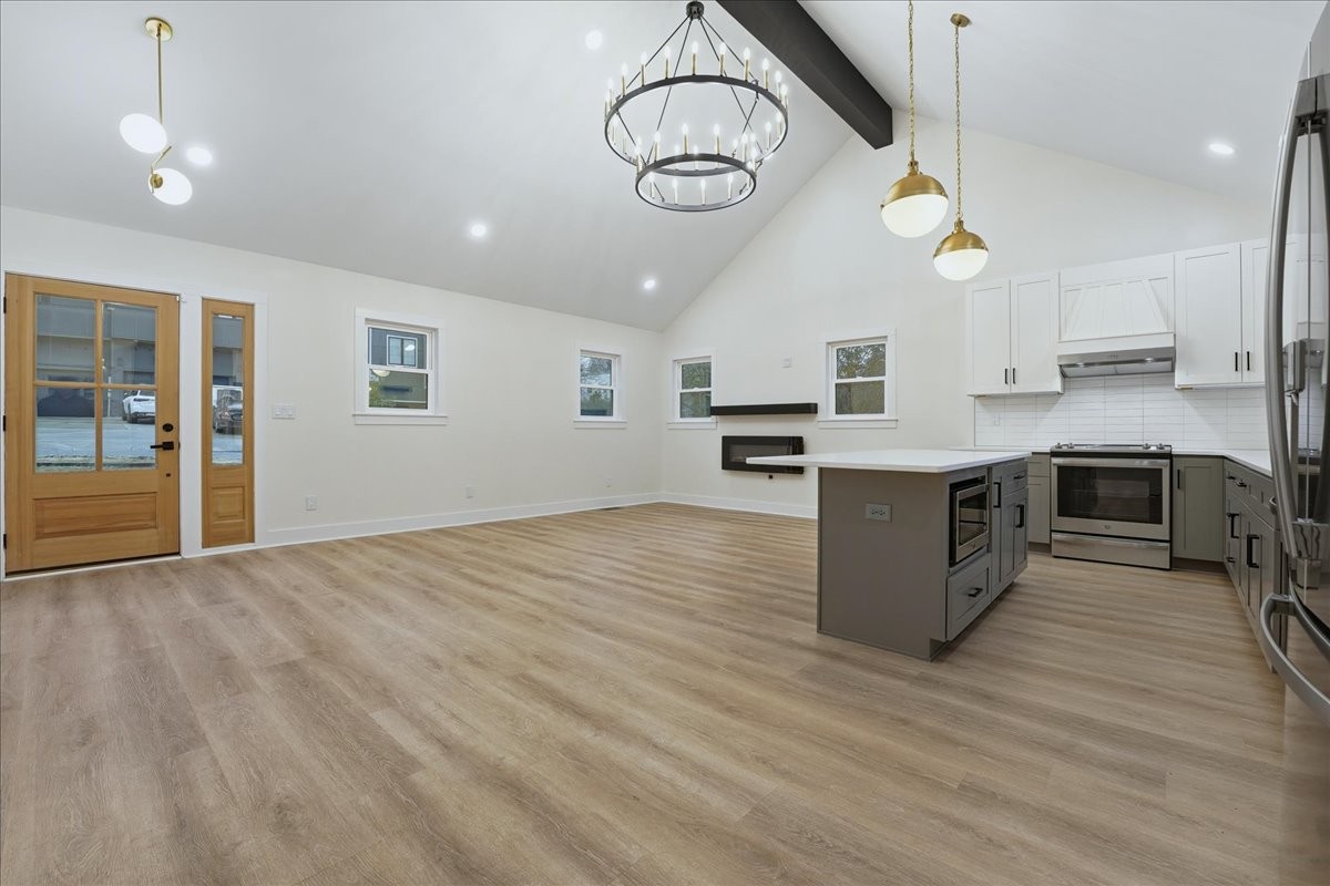2800 W Kirkwood Ave