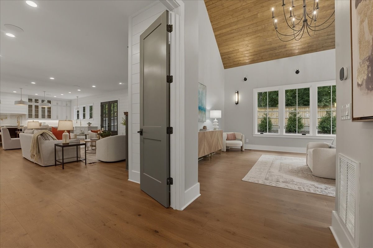 3618 General Bate Dr