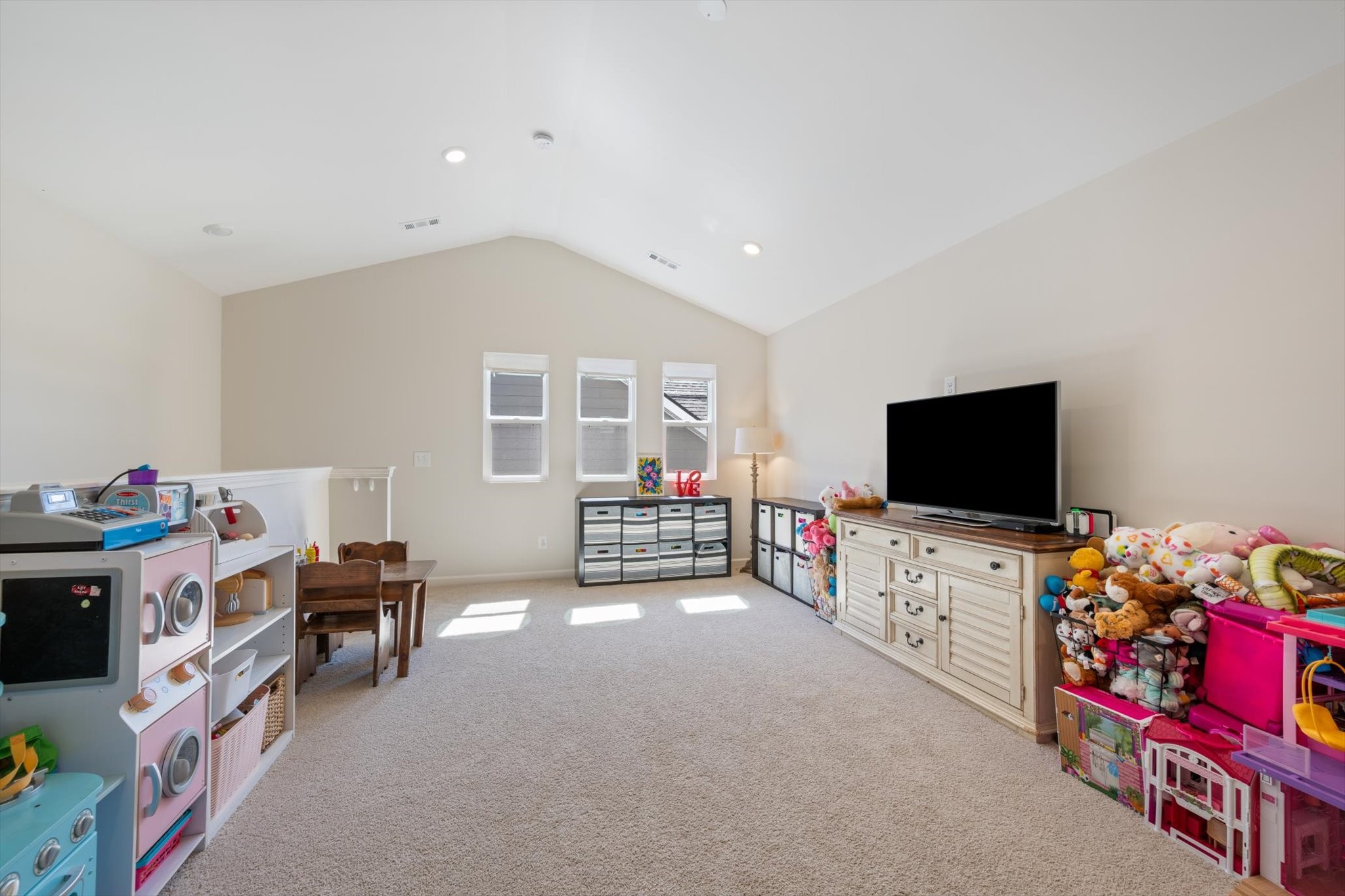 3813 Rivermont Way