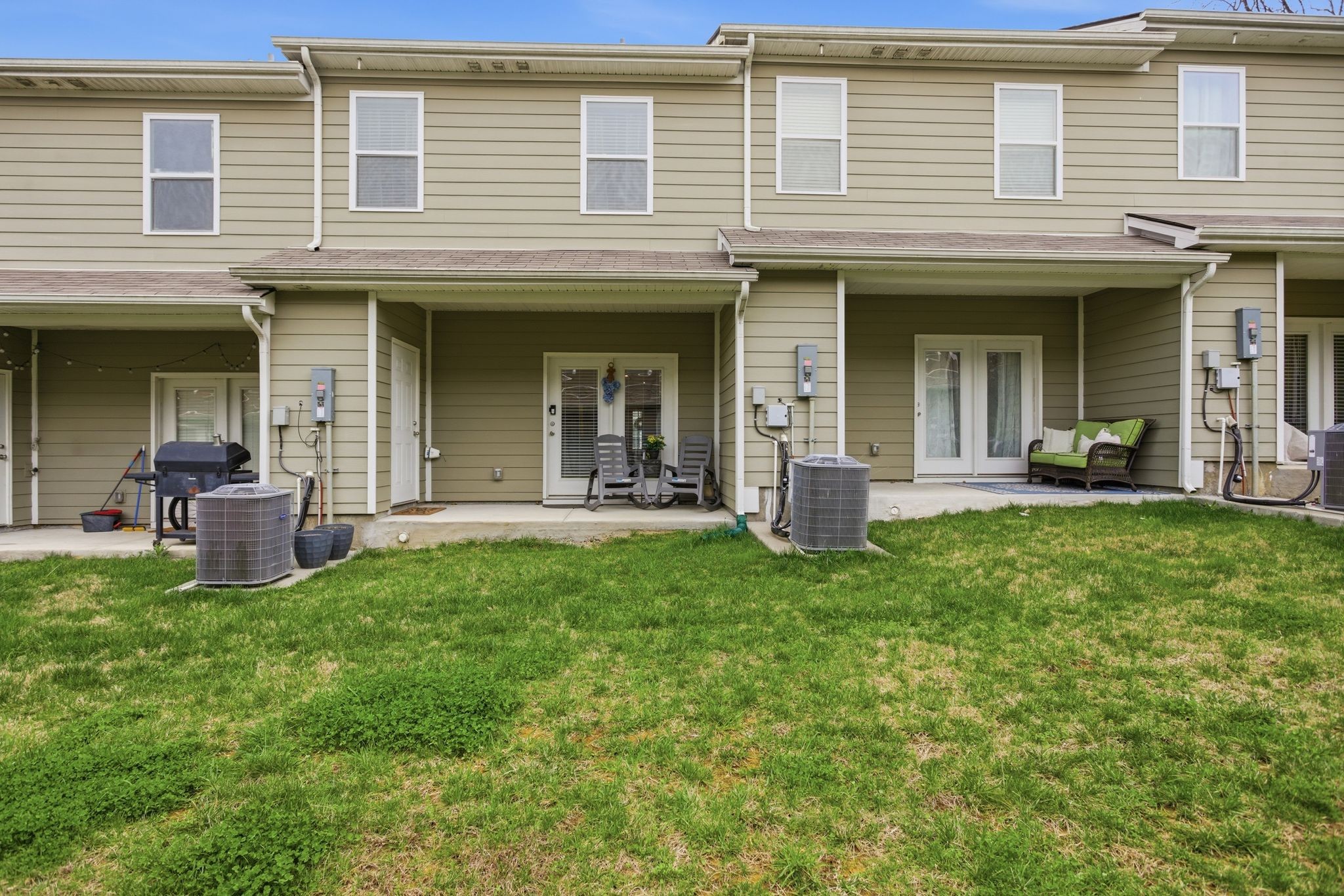 806 Dallas Dr