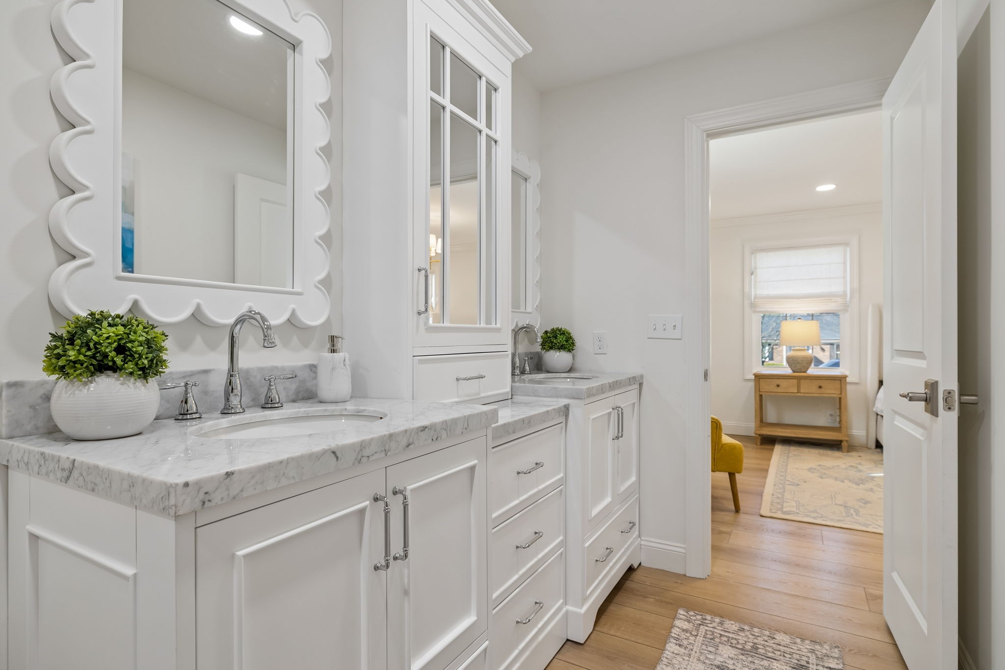 1437 Twin Feather Dr