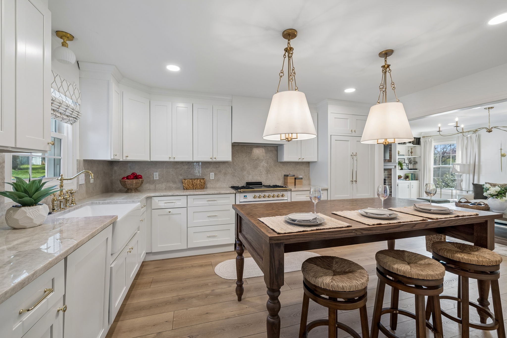 1437 Twin Feather Dr