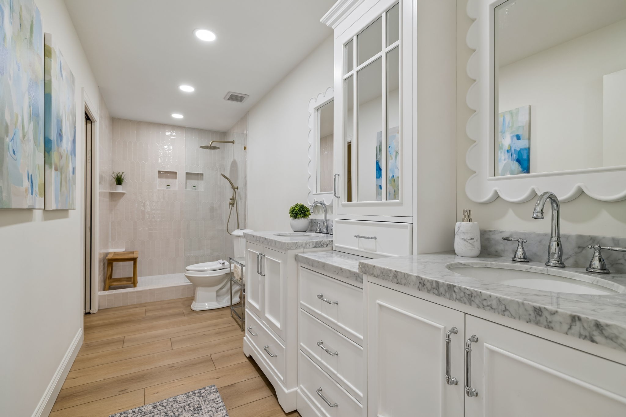 1437 Twin Feather Dr