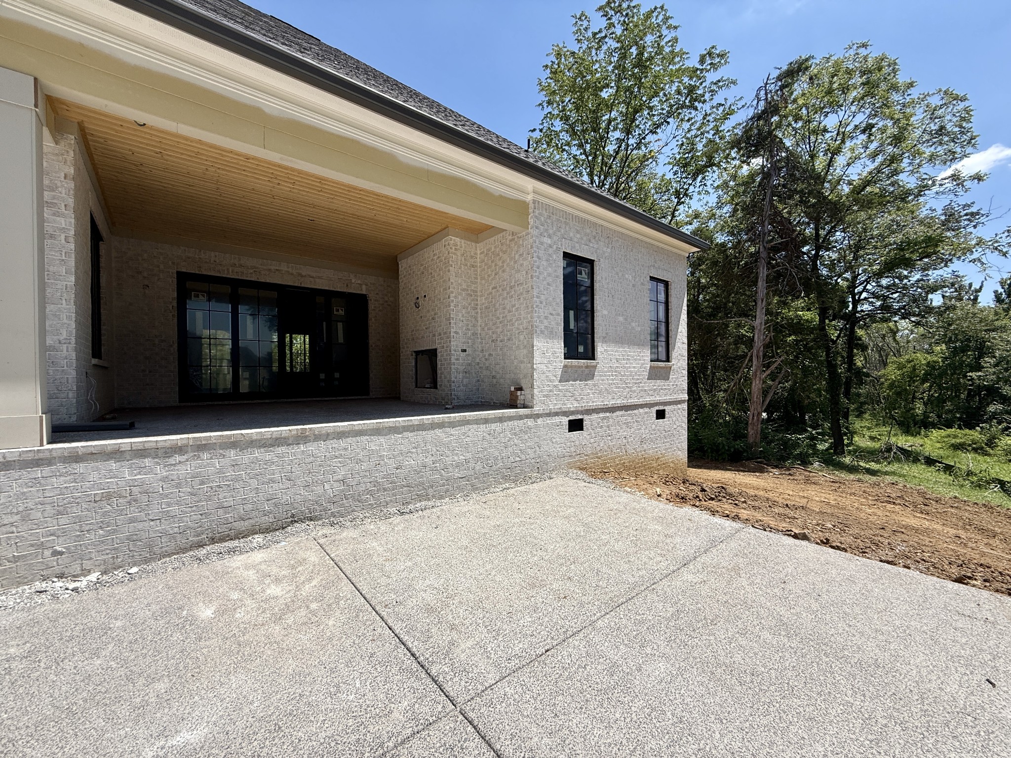 9906 Amarosa Court
