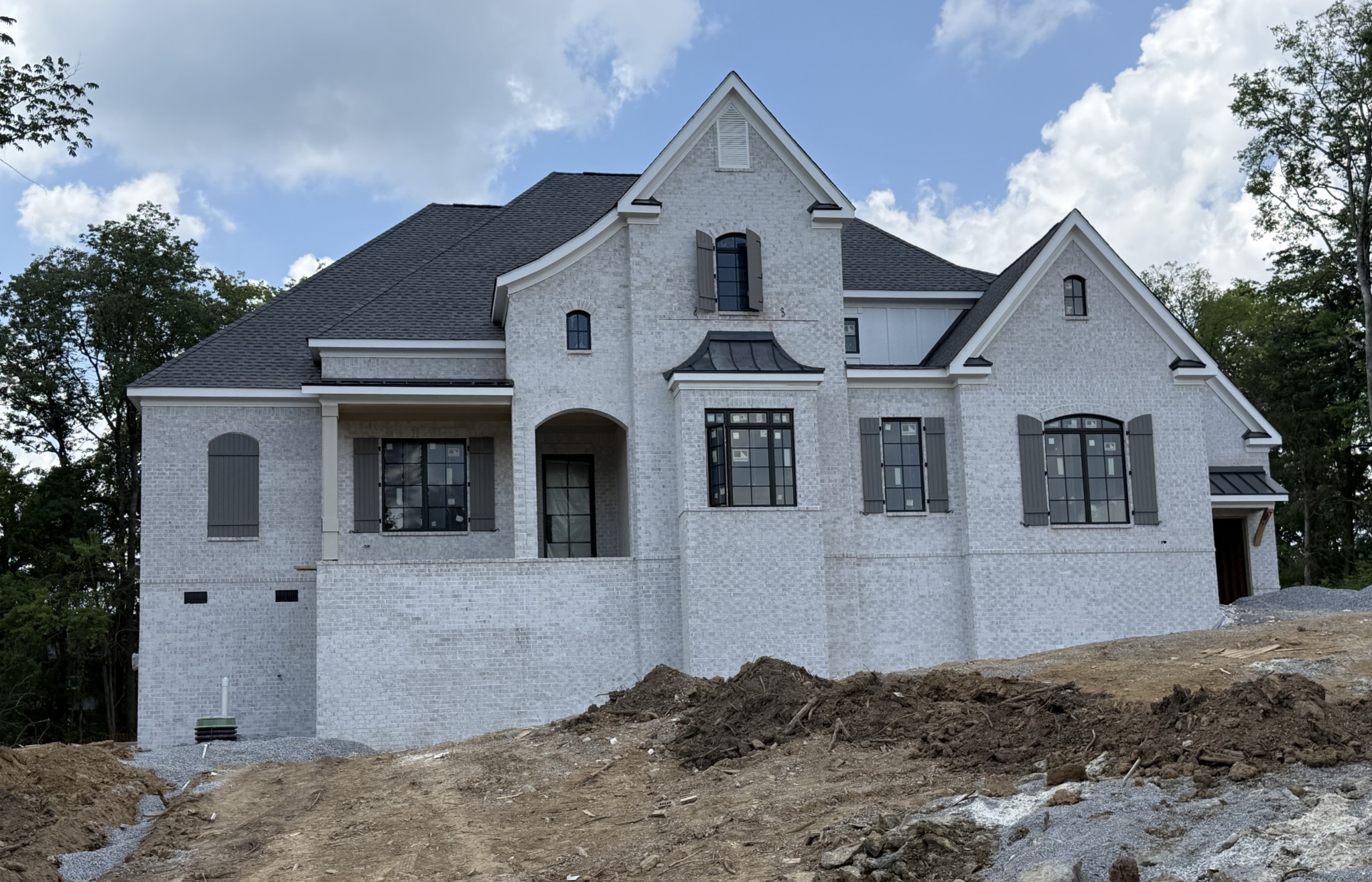 9906 Amarosa Court