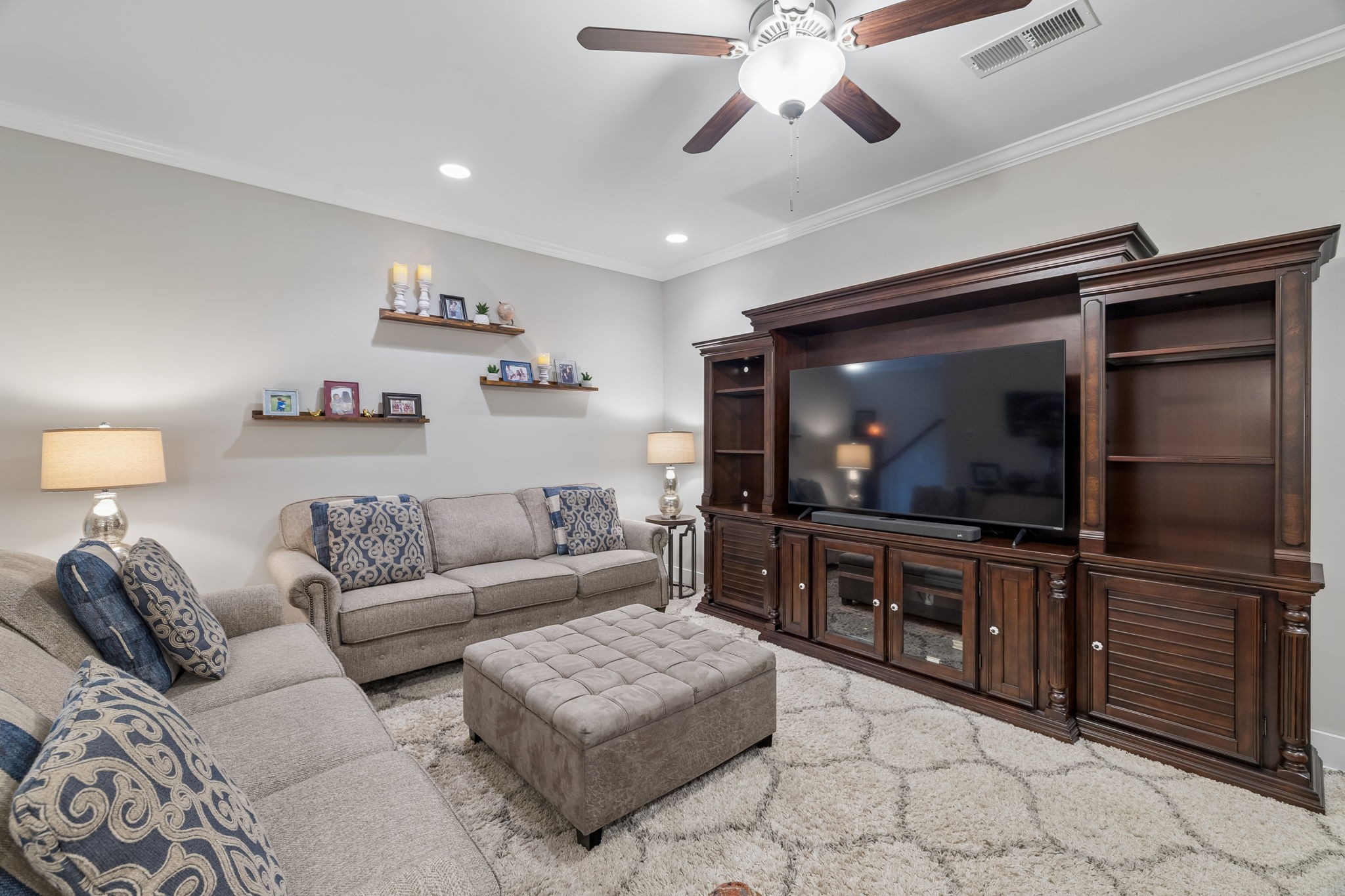 1607 Drakes Creek Rd