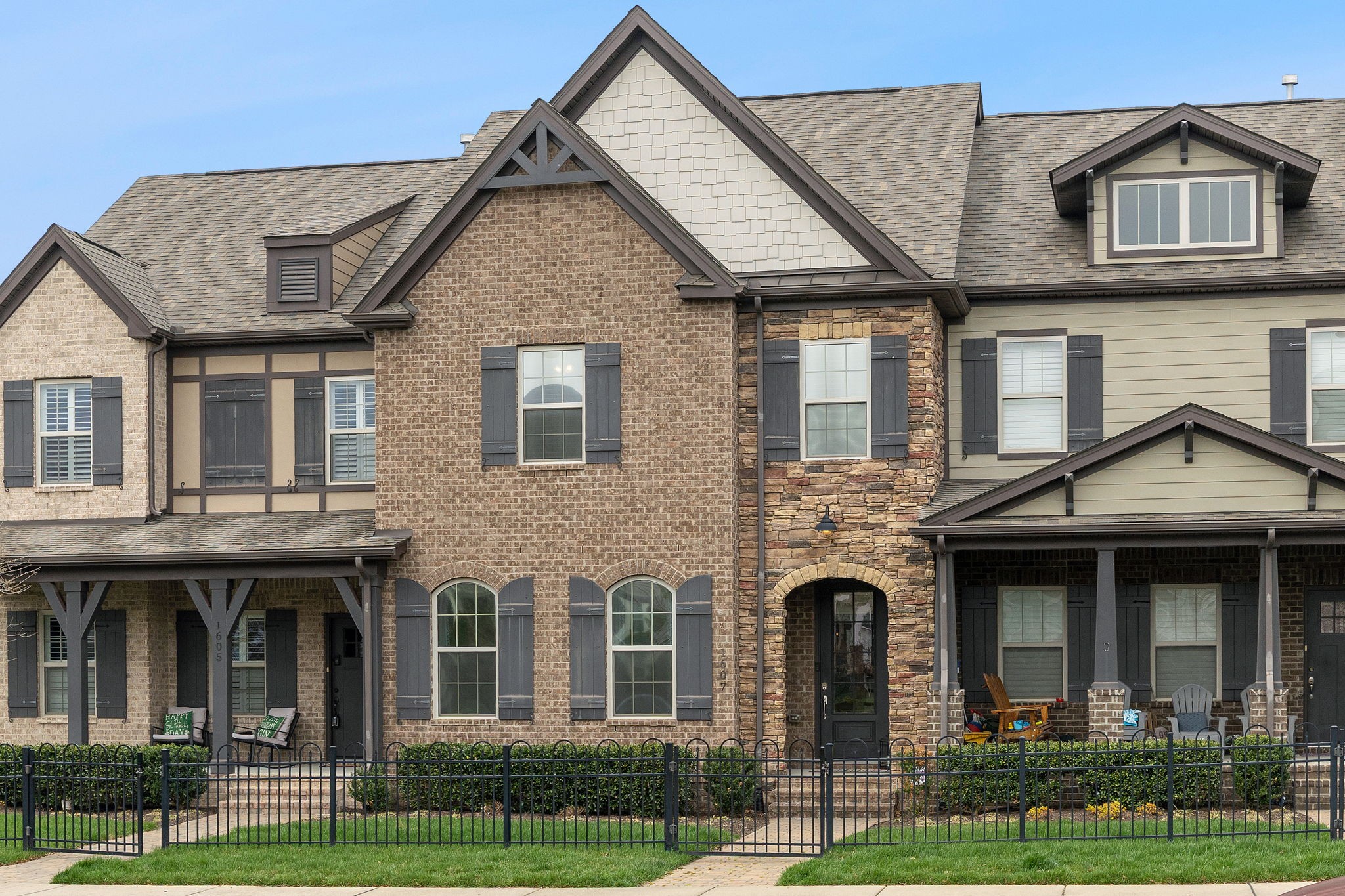 1607 Drakes Creek Rd