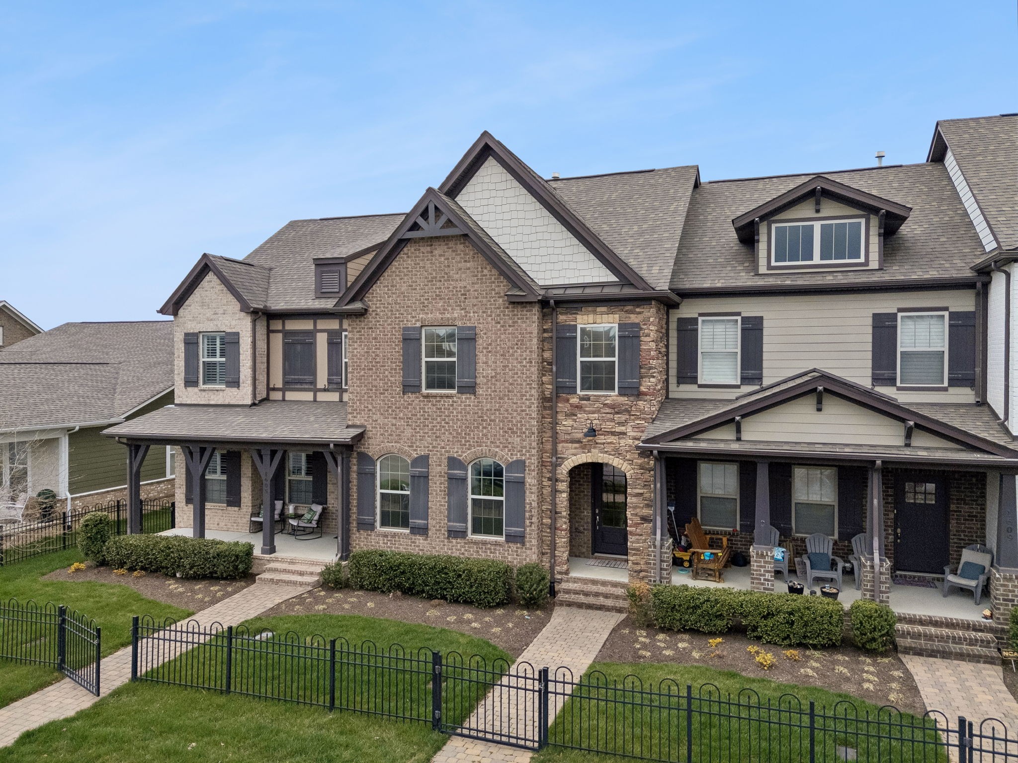 1607 Drakes Creek Rd