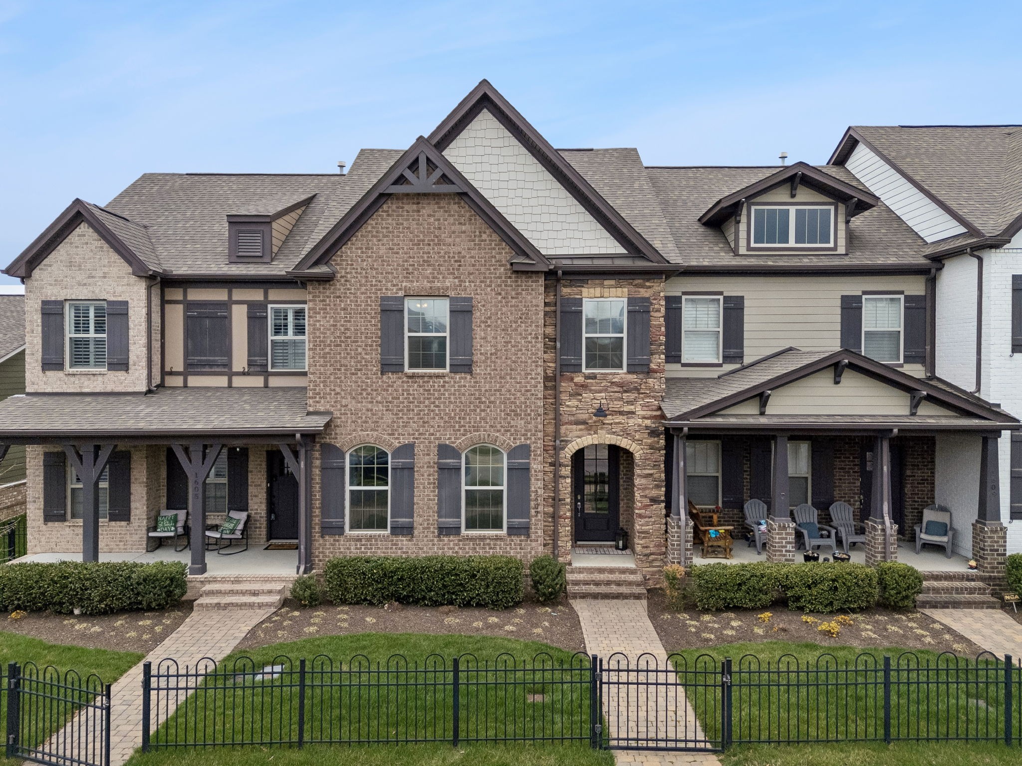 1607 Drakes Creek Rd