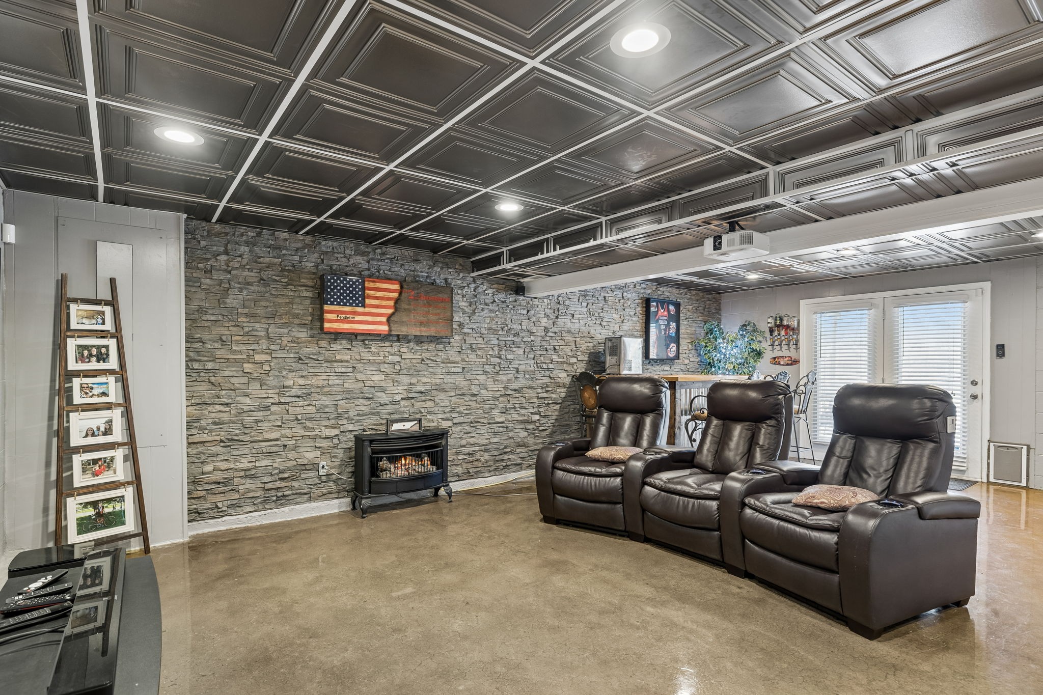 9469 Christiana Fosterville Road