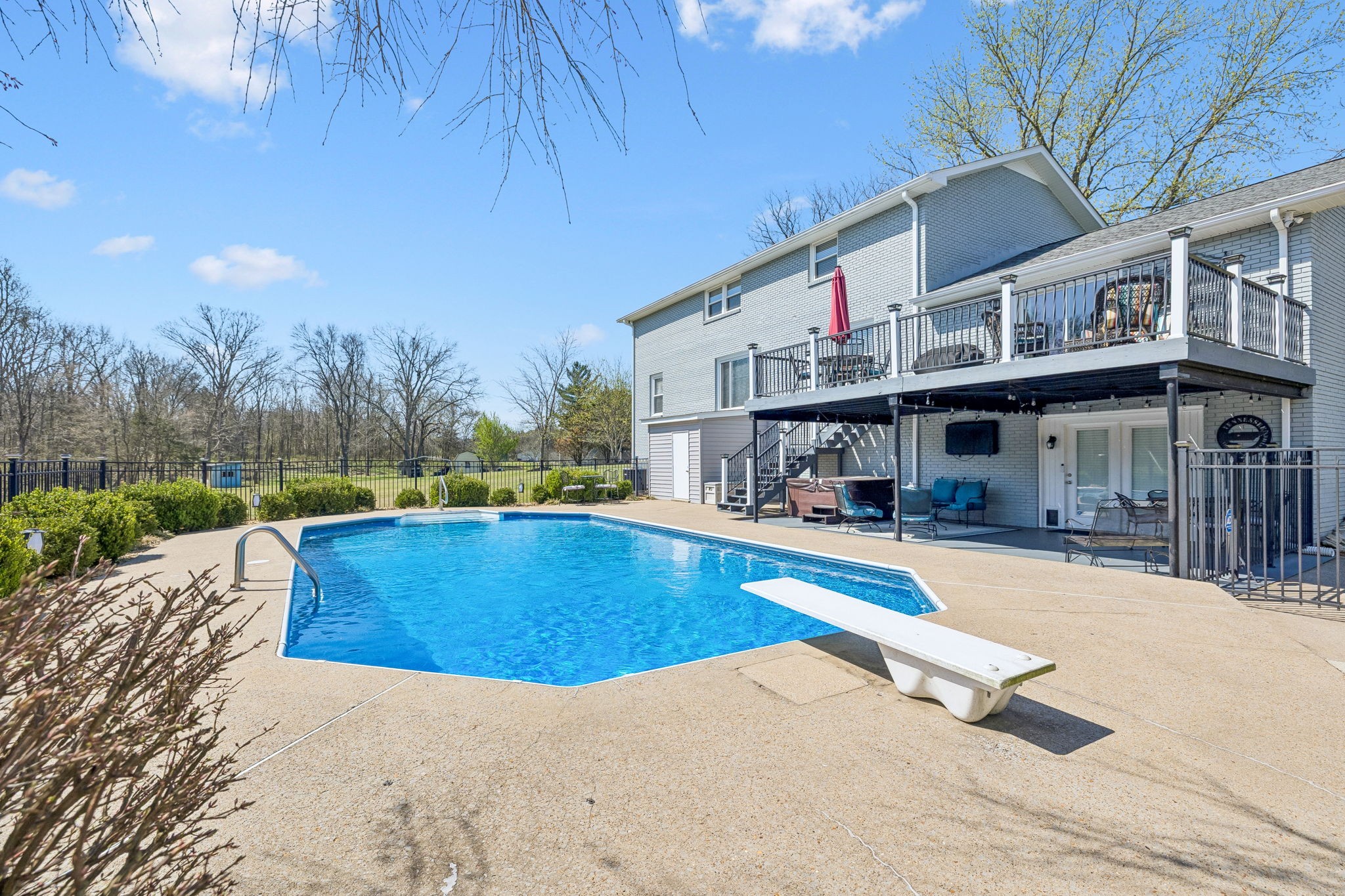 9469 Christiana Fosterville Road